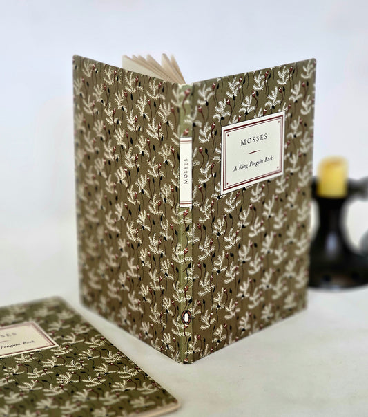 1950 Mosses by Paul Richards / King Penguin / 1st Edition / 16 Colour Plates / Very Good Condition / King Penguin Number 57 / Dust Jacket