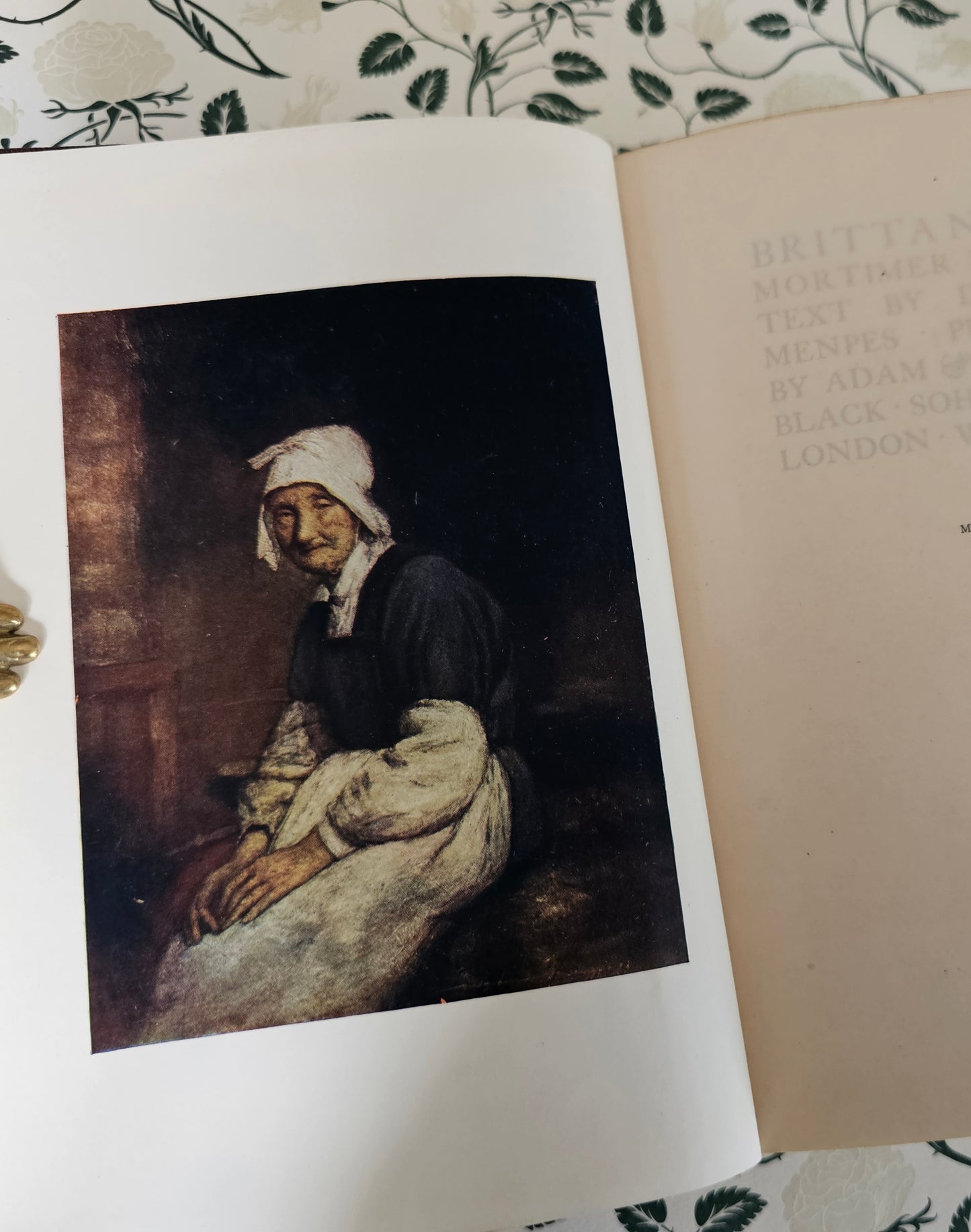 1912 Brittany by Mortimer Menpes / A&C Black, London / 75 Super Colour Plates / Lovely Decorative Binding / Good Condition / Antique Book