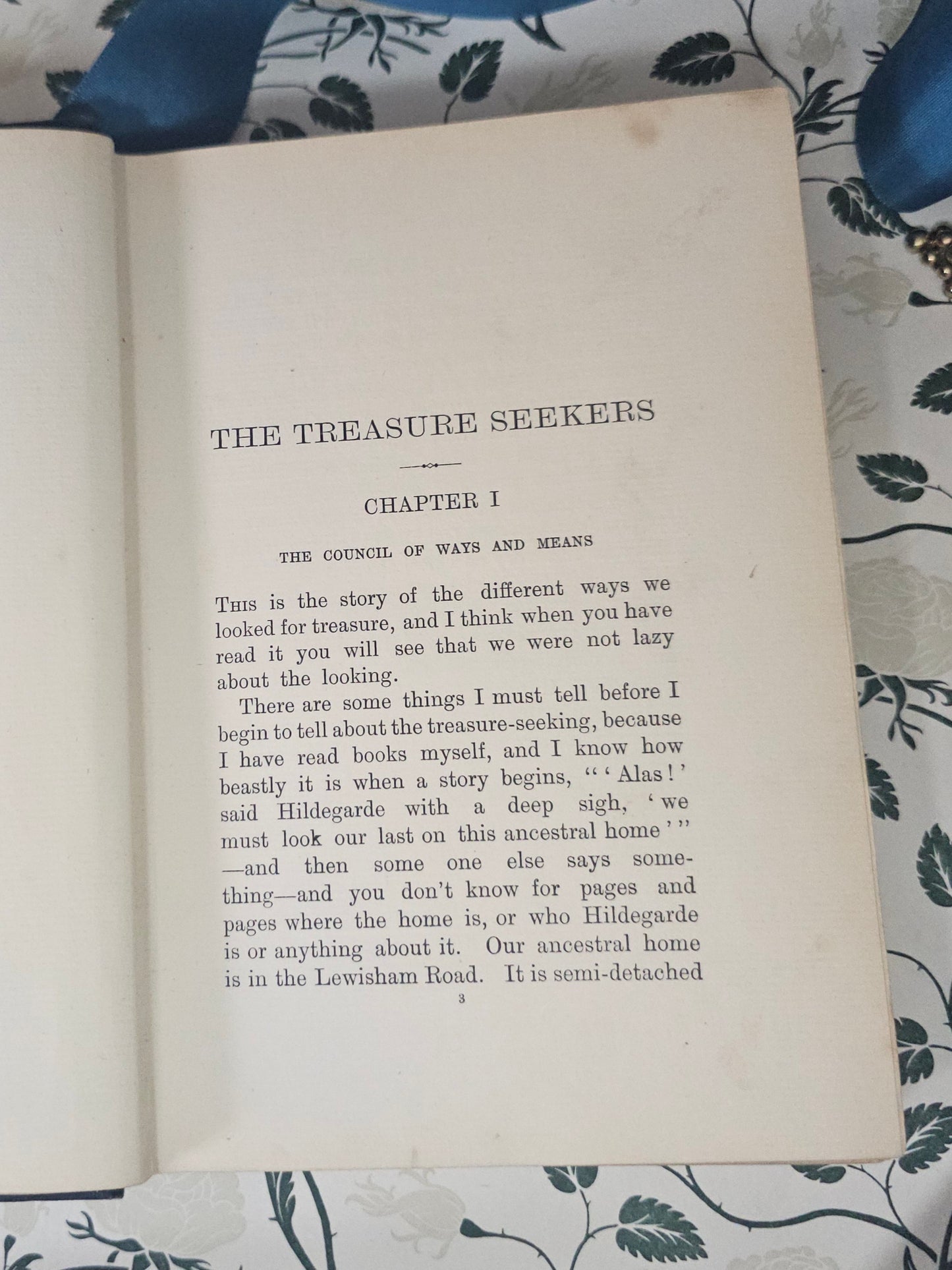 1899 First Edition - The Story of the Treasure Seekers by E Nesbit / T Fisher Unwin, London / Illustrated Children's Classic