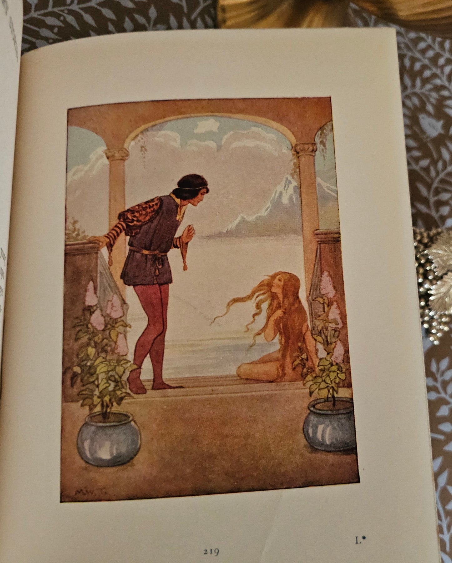 1950 Hans Andersen's Fairy Stories - Vintage - Tarrant Illustrations