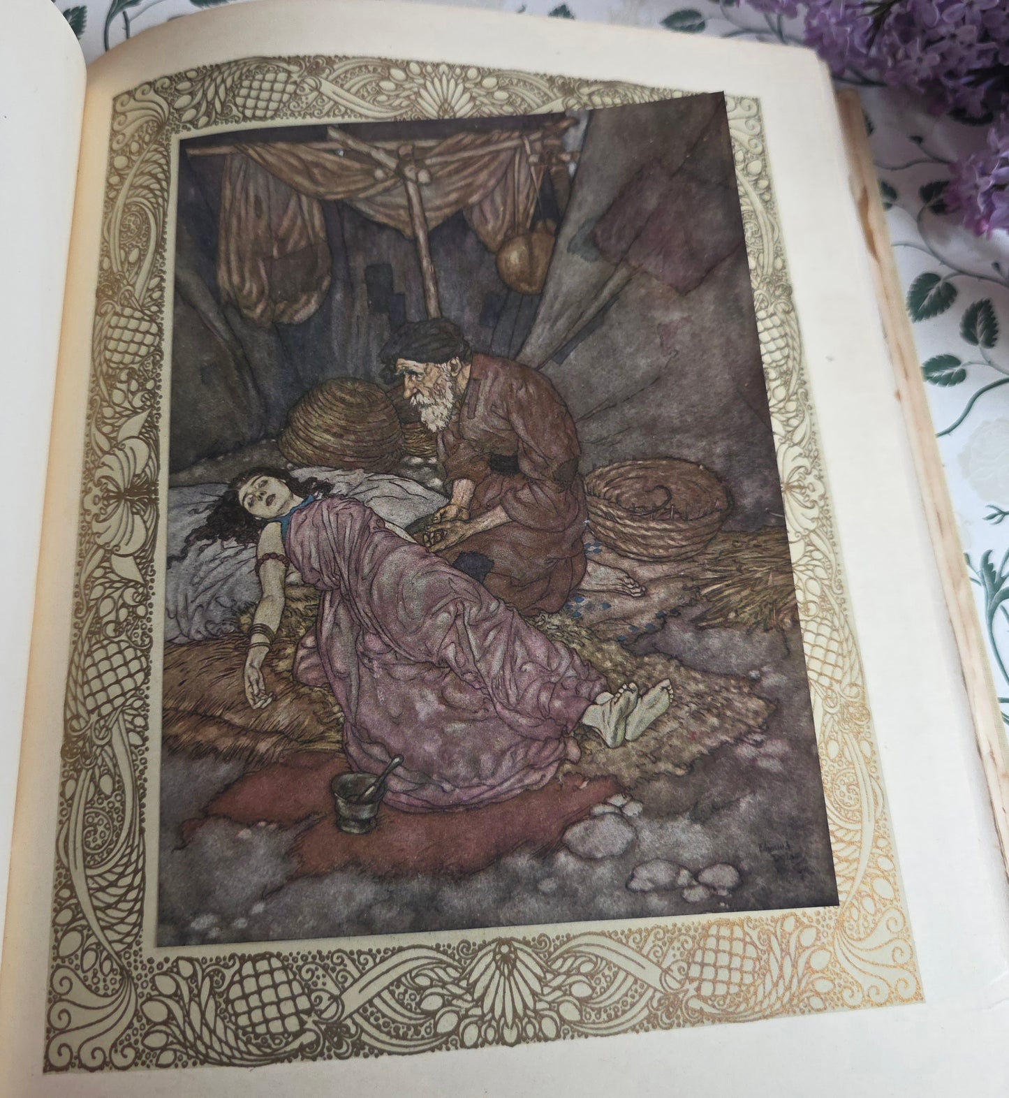 1909 Rubaiyat of Omar Khayyam - Illustrated by Edmund Dulac