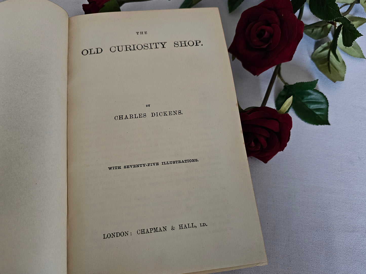 c1885 The Old Curiosity Shop by Charles Dickens / Chapman & Hall, London / 75 Illustrations / Fine Leather Binding / In Good Condition
