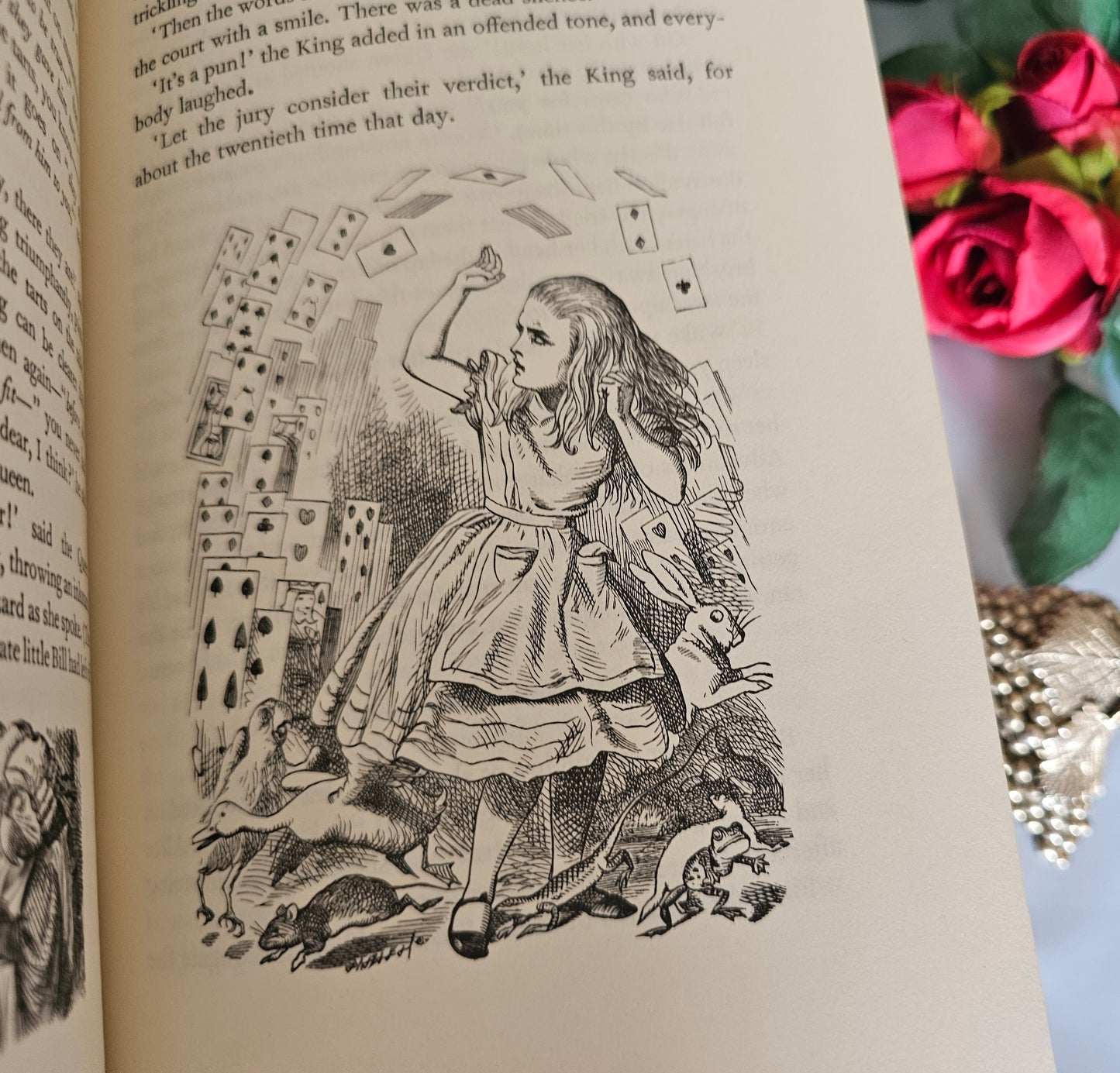 1975 Alice's Adventures in Wonderland / Through the Looking-Glass / The Hunting of the Snark / Three Books in One Volume / The Bodley Head