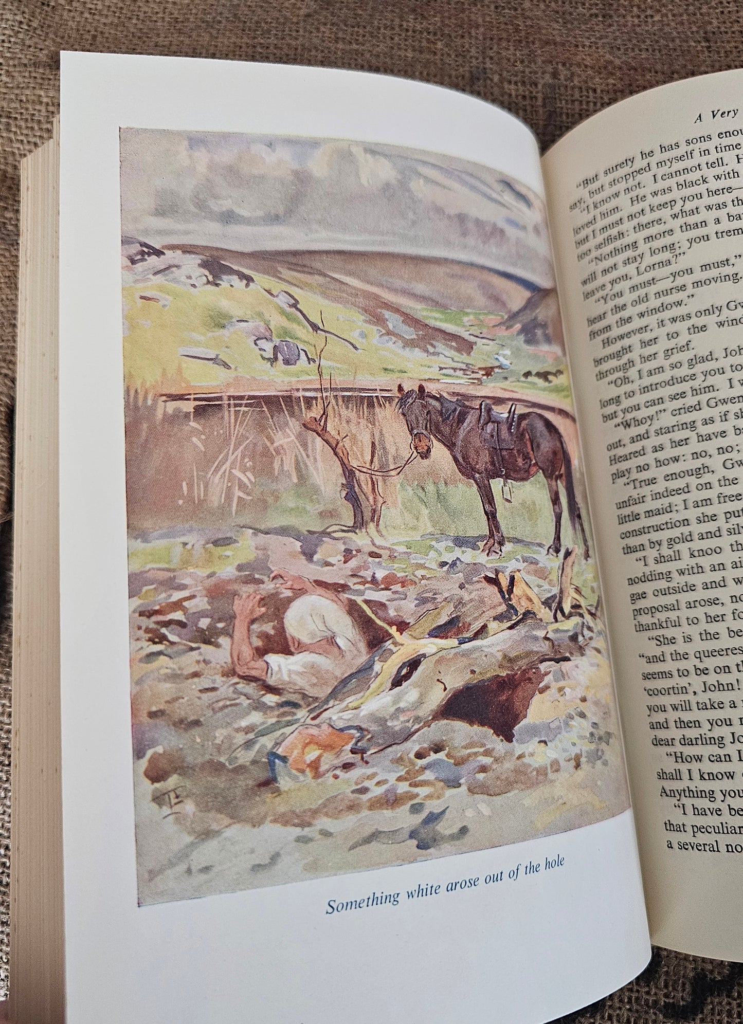 1955 Lorna Doone by RD Blackmore / JM Dent & Sons London / Decorative Boards / Illustrated With Colour Plates and Drawings / Good Condition