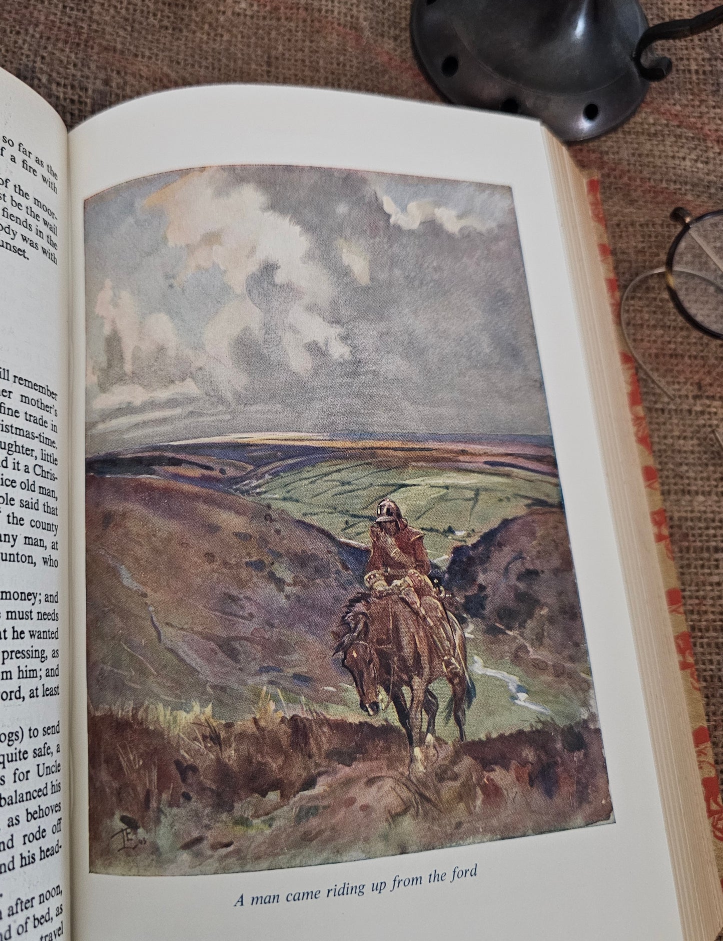 1955 Lorna Doone by RD Blackmore / JM Dent & Sons London / Decorative Boards / Illustrated With Colour Plates and Drawings / Good Condition