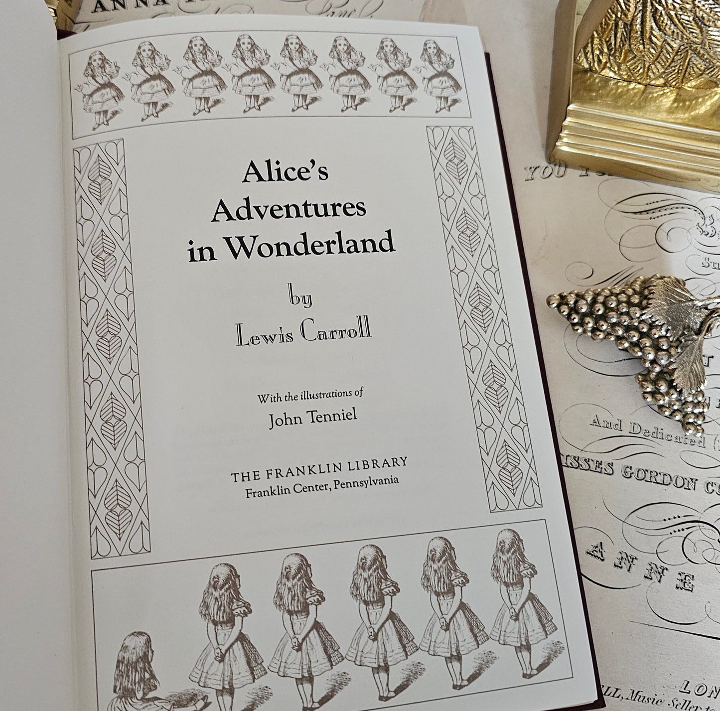 1980 Alice's Adventures in Wonderland by Lewis Carroll / The Franklin Library / Beautiful Deluxe Edition / Illustrated / Very Good Condition