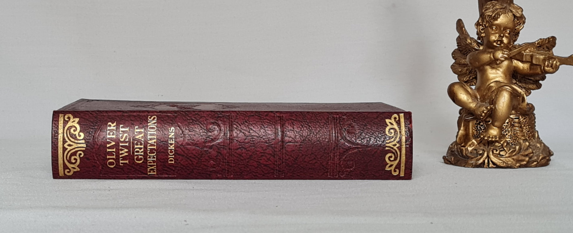 Oliver Twist and Great Expectations by Charles Dickens / 1930s Illustrated  Edition / Red Faux Leather, Gilt Decoration/ In Good Condition