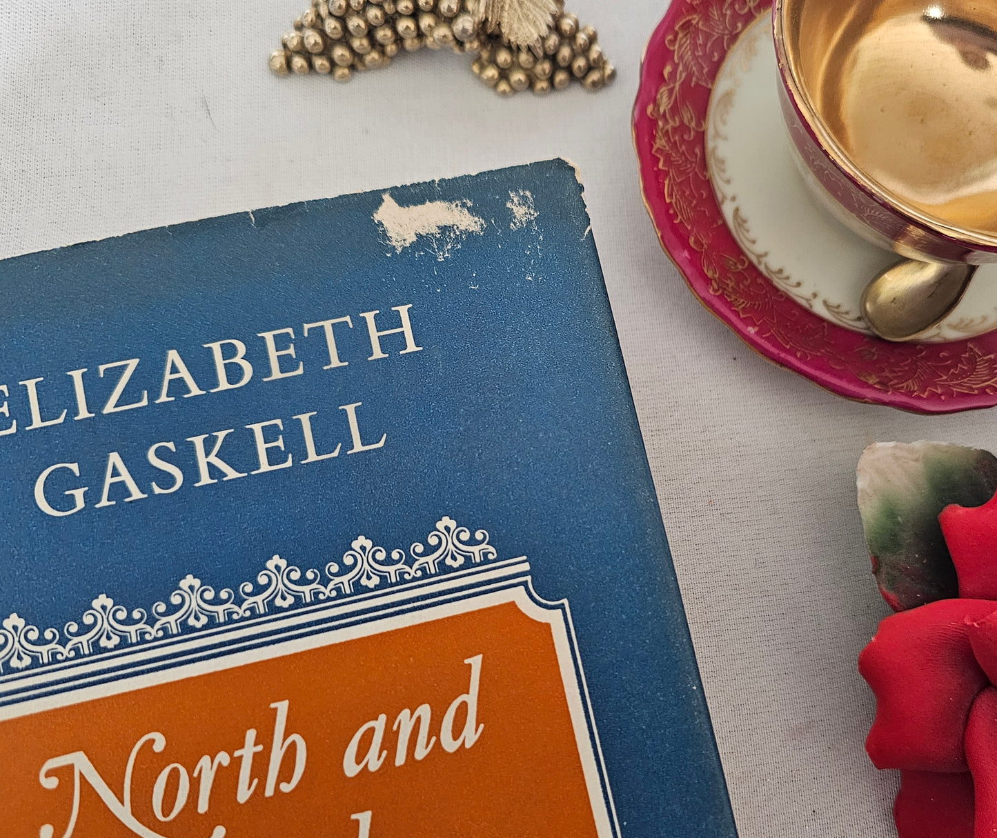 1972 North and South by Elizabeth Gaskell / Oxford University Press, London / Original Dust Wrapper / Extra Background and Notes