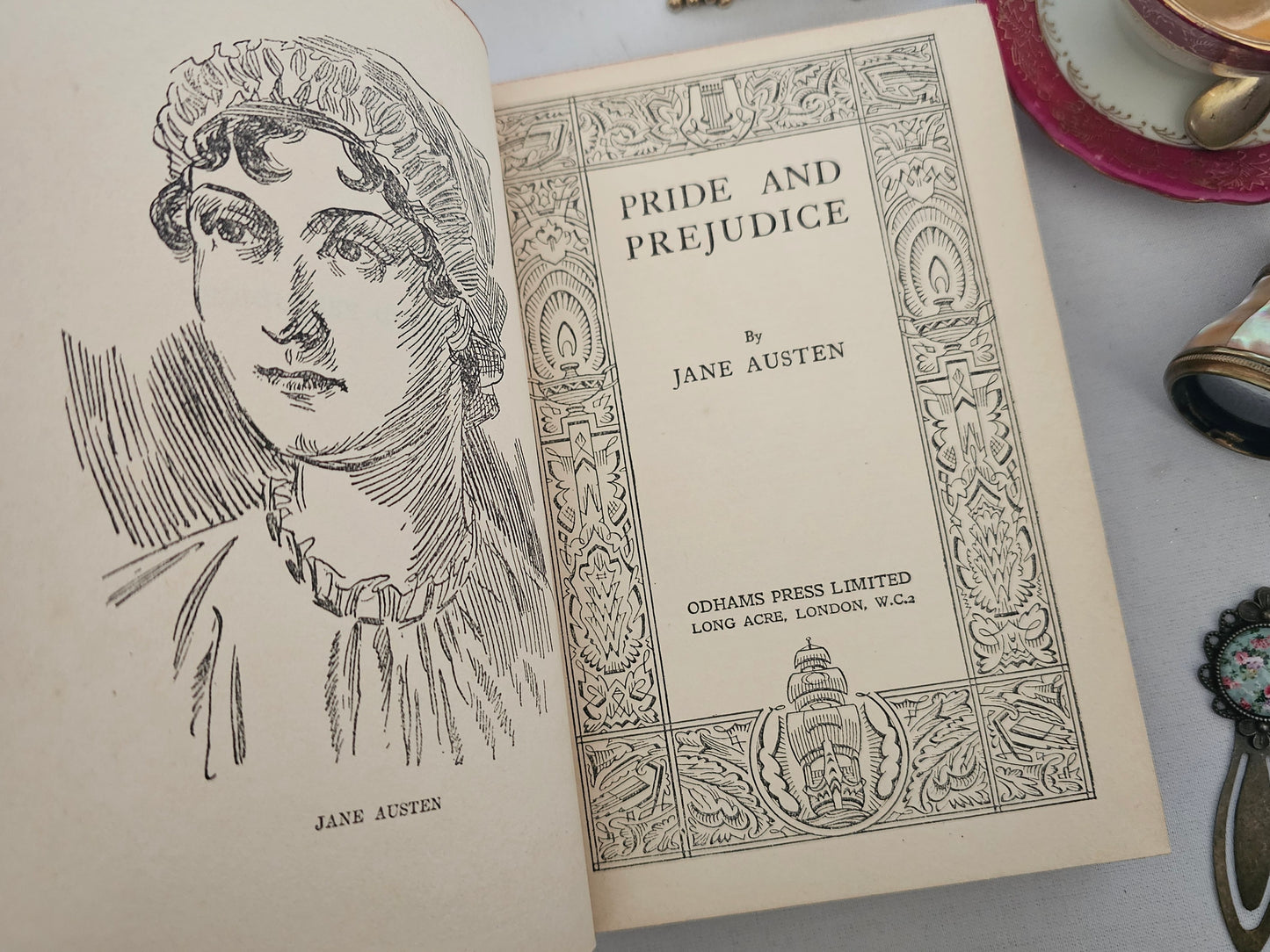 Pride and Prejudice by Jane Austen / 1930s Odhams Press, London / Dark Brown Faux Leather With Gilt / In Good Vintage Condition