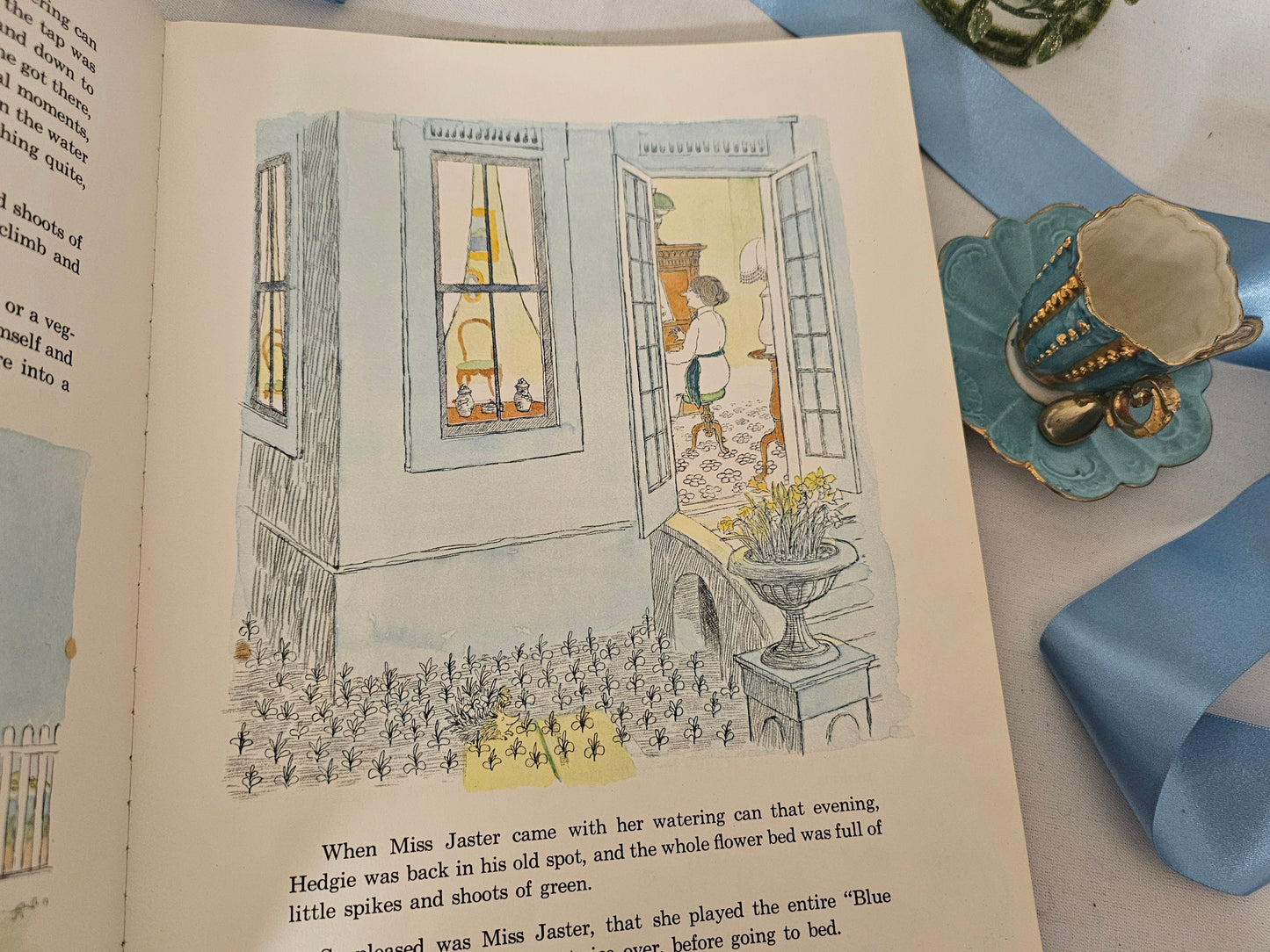 1972 Miss Jaster's Garden by NM Bodecker / Golden Press / Delightfully Illustrated Large-Format Vintage Children's Book