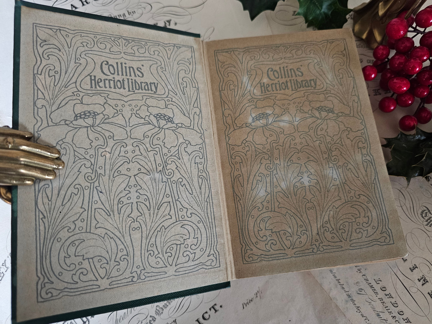 1930s Christmas Books by Charles Dickens / Collins Clear-Type Press, London / 5 Christmas Stories / Illustrated / Includes A Christmas Carol