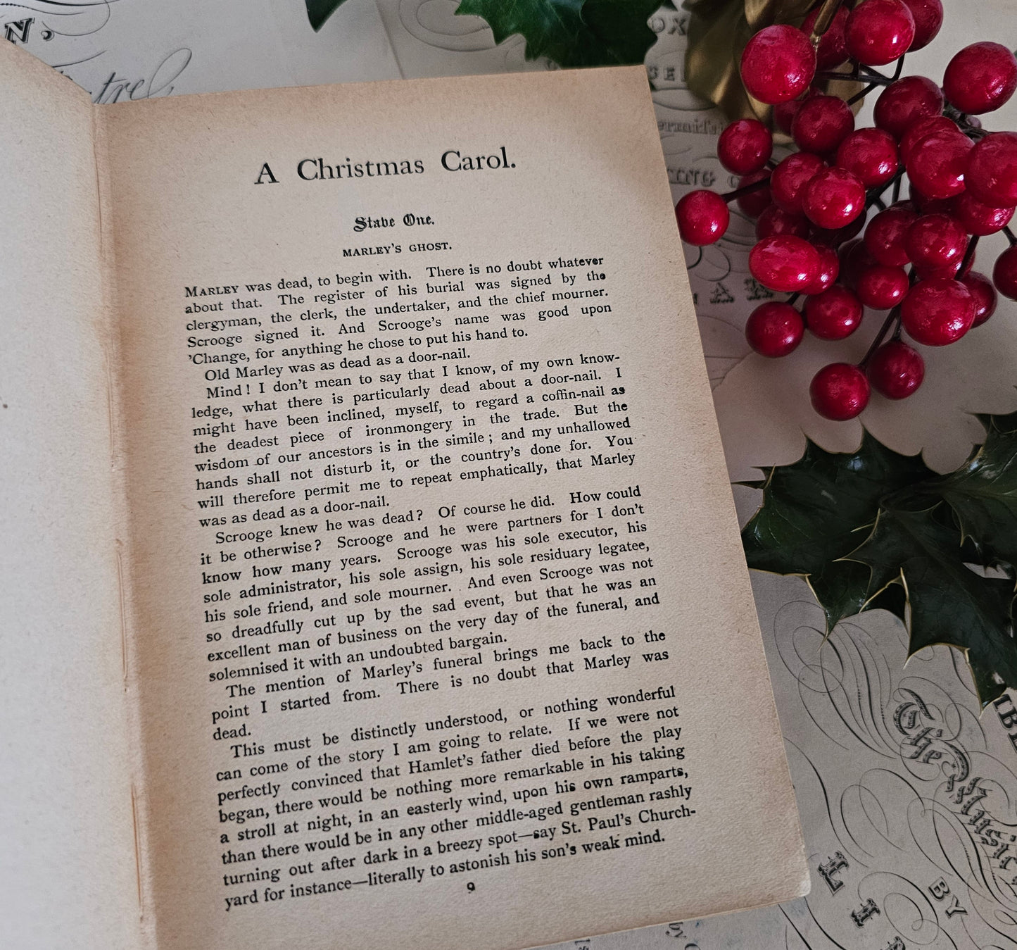 1930s Christmas Books by Charles Dickens / Collins Clear-Type Press, London / 5 Christmas Stories / Illustrated / Includes A Christmas Carol