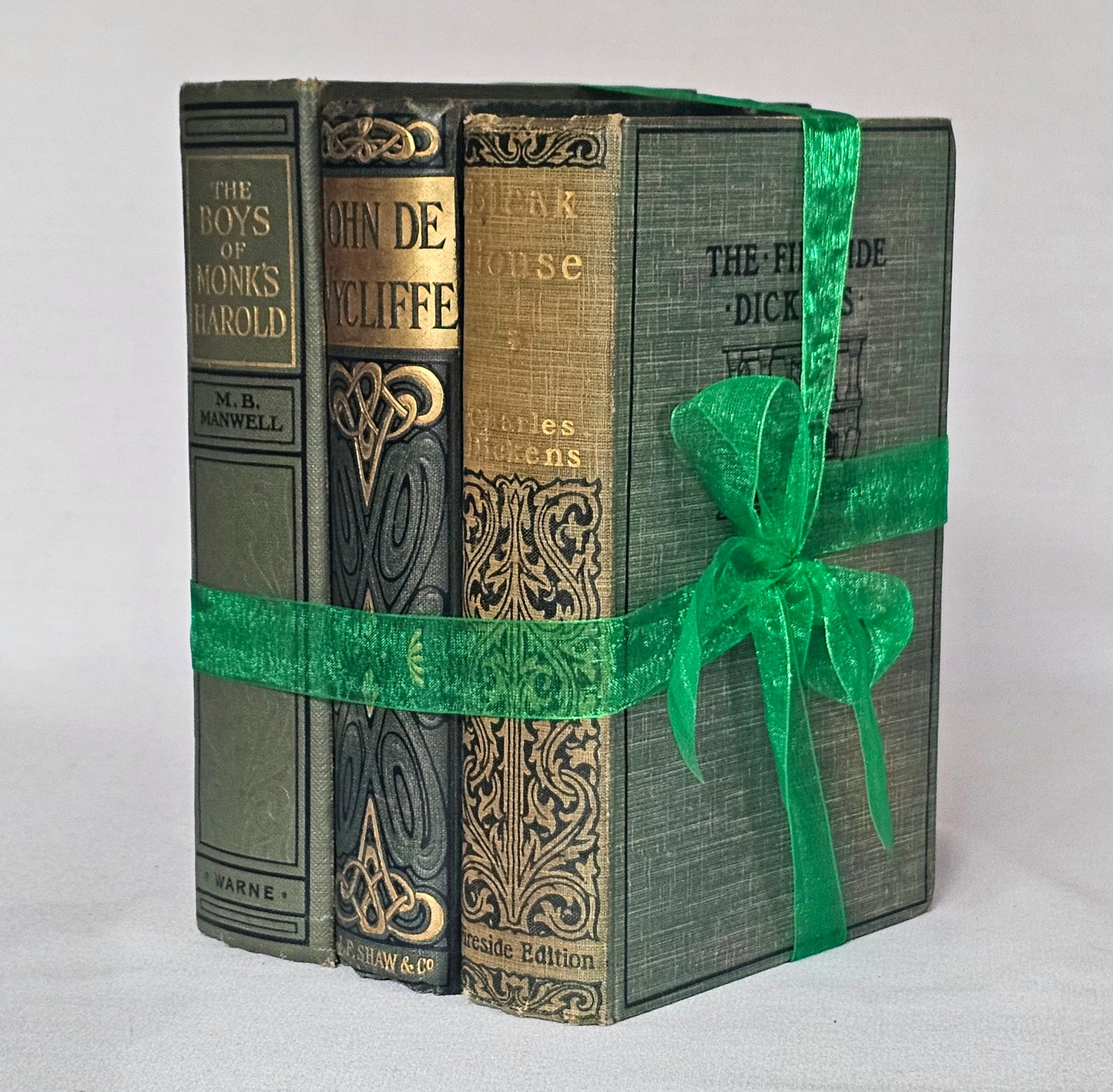 Antique Book Trio Set in Green / Three Beautiful Decorative Books / Decor / Instant Novel Library / Classic Fiction and History / Spines