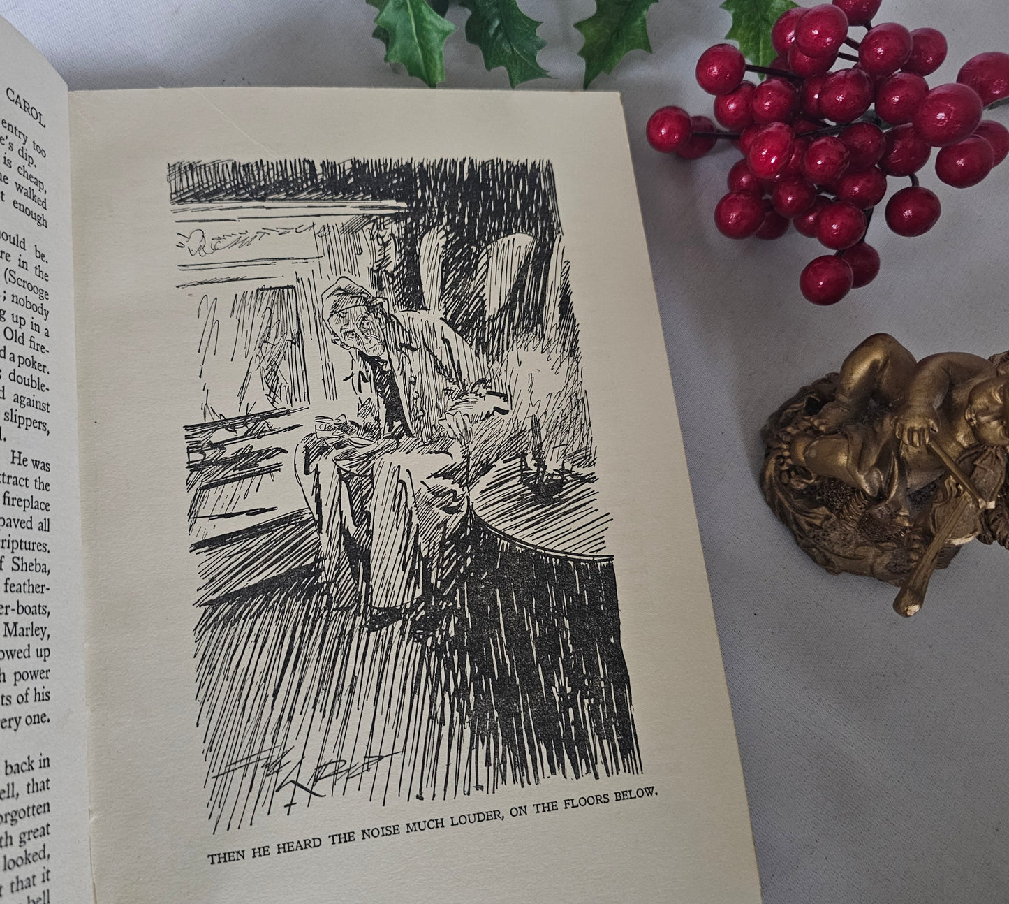 1930s A Christmas Carol by Charles Dickens / Odhams Press Ltd, London / Illustrated Large Format Vintage Edition / Scrooge