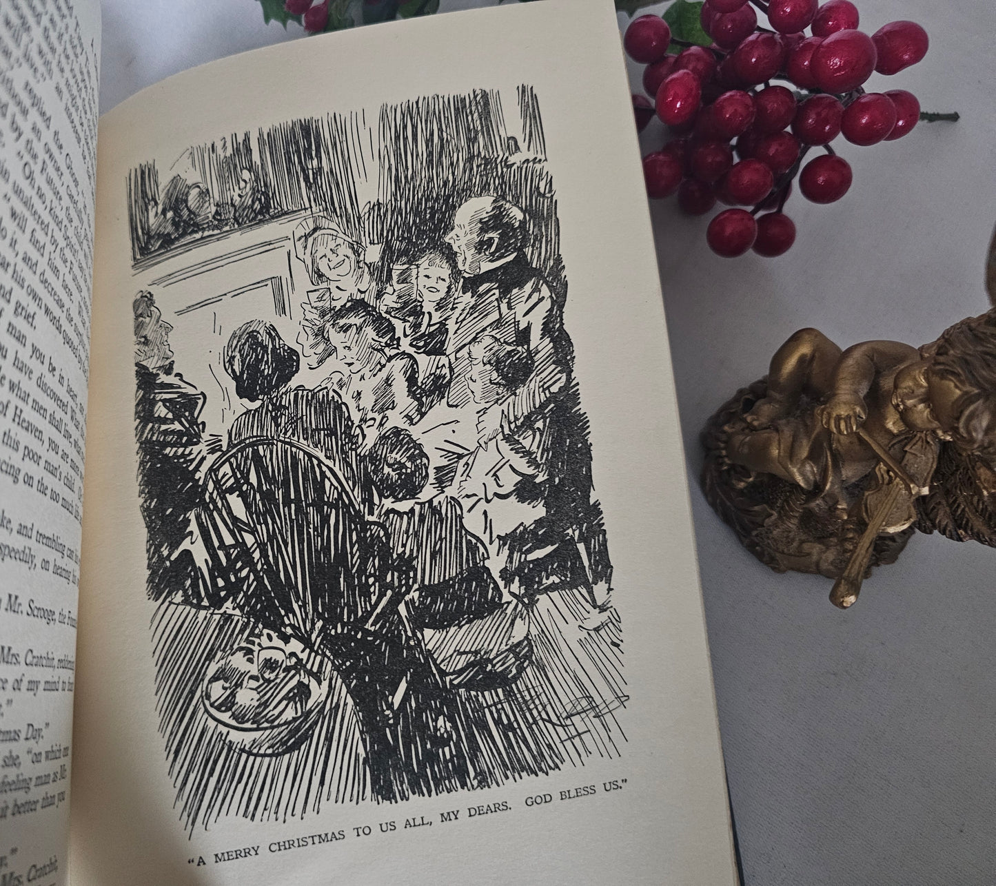 1930s A Christmas Carol by Charles Dickens / Odhams Press Ltd, London / Illustrated Large Format Vintage Edition / Scrooge