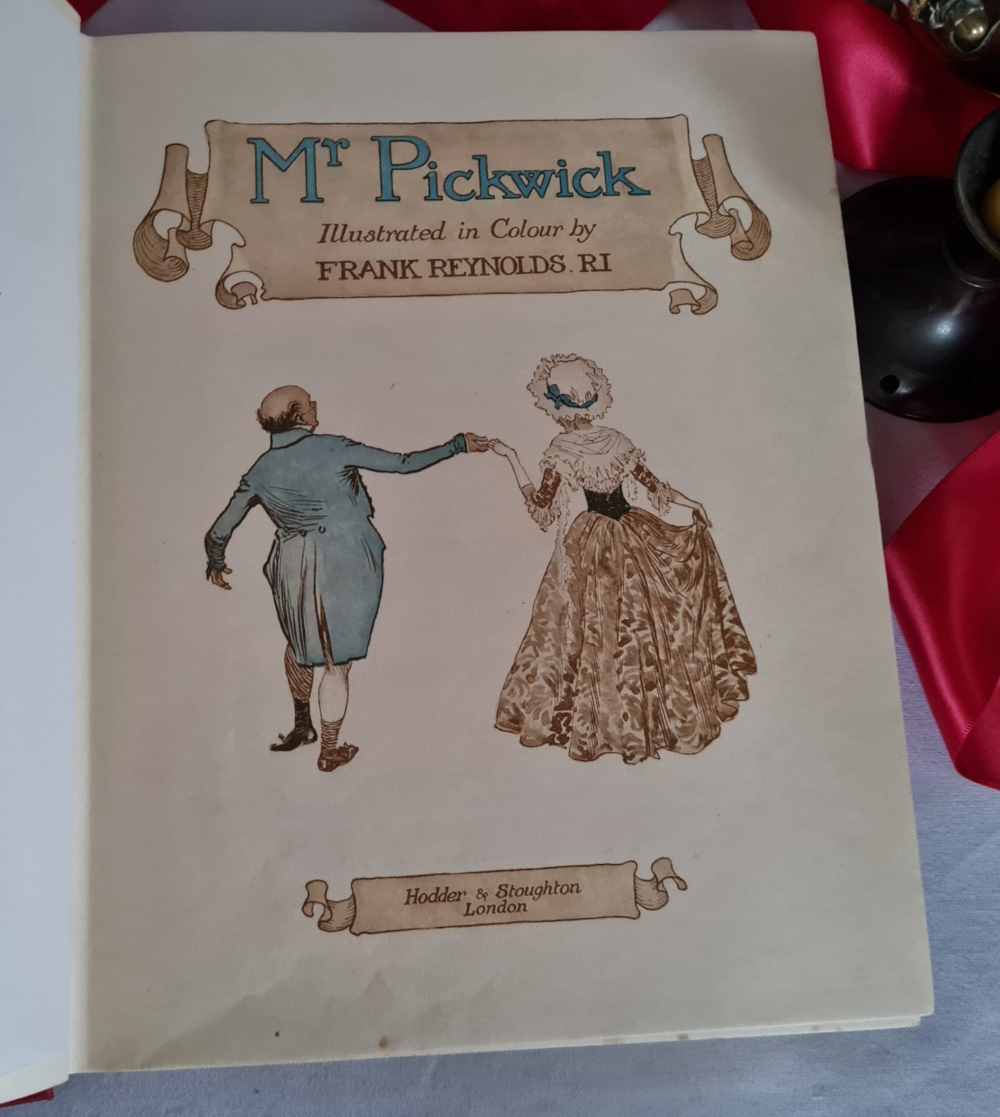 1920 Mr Pickwick by Charles Dickens / Pages From the Pickwick Papers / Beautifully Illustrated by Frank Reynolds / Good Condition LARGE Book