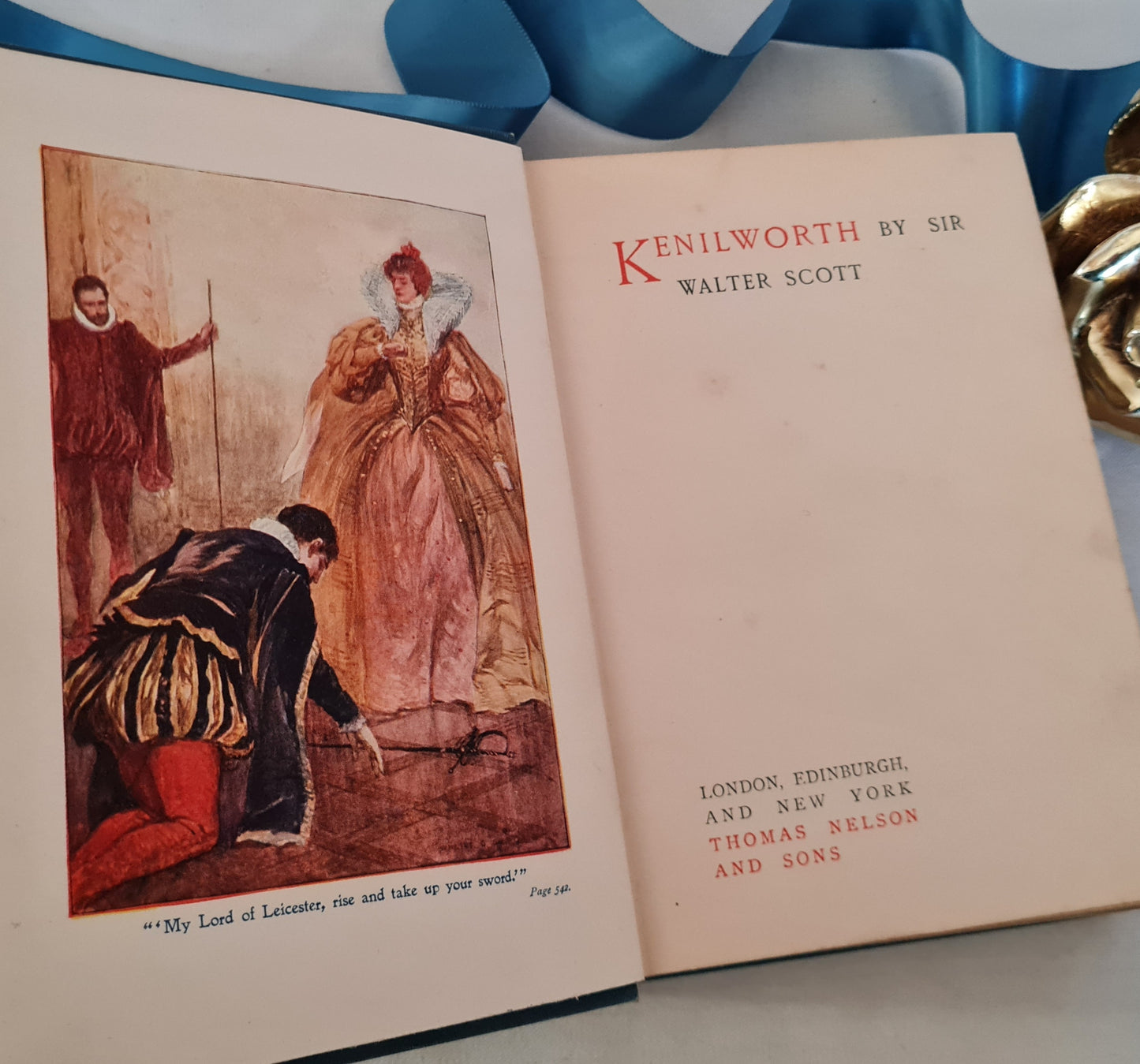 1900s Kenilworth by Sir Walter Scott / Thomas Nelson & Sons London / Charming Antique Historical Fiction Book / Illustrated / Good Condition