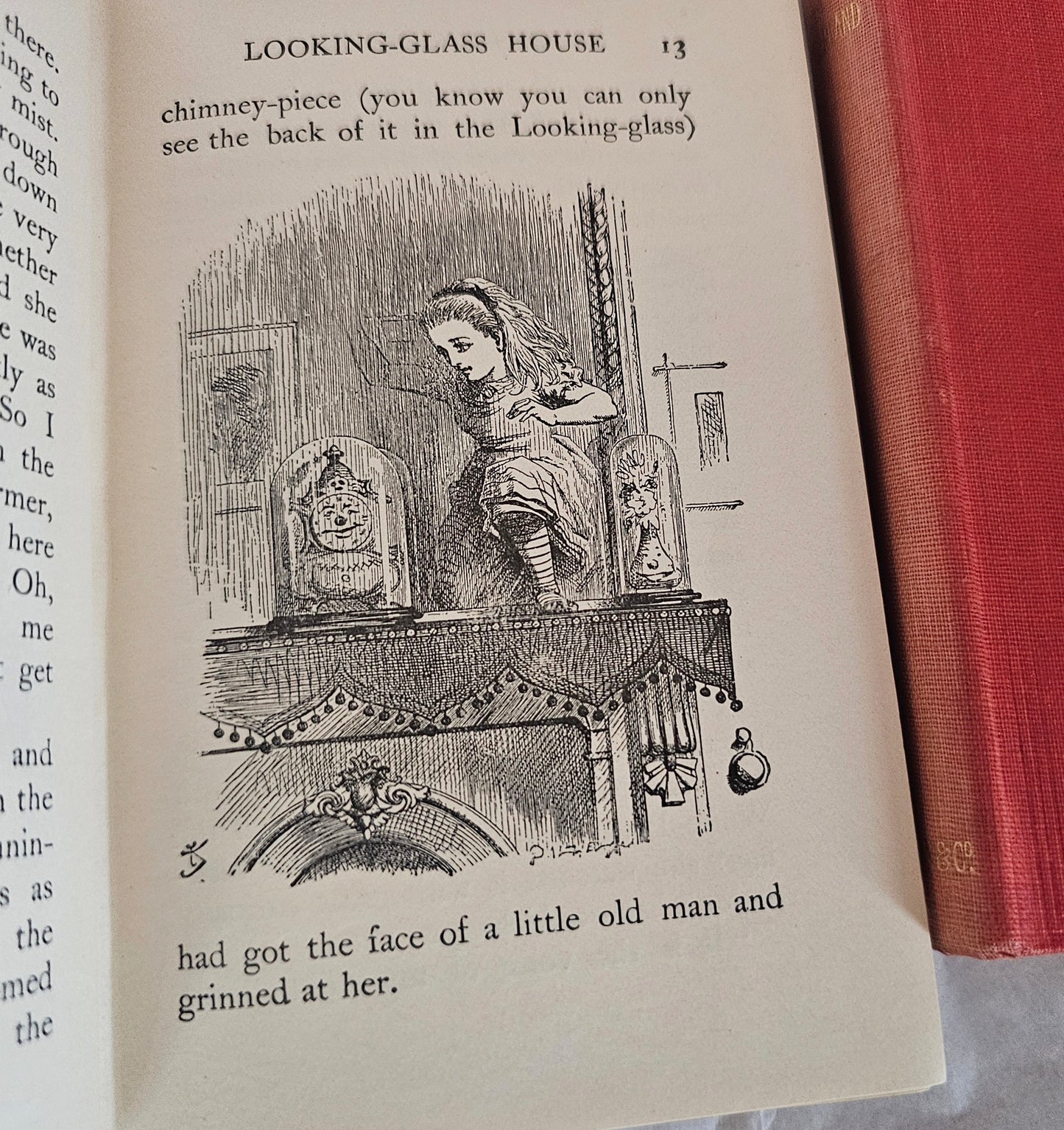 1934/5 Alice's Adventures in Wonderland and Through the Looking-Glass by Lewis Carroll / Richly Illustrated by Tenniel / Very Good Condition