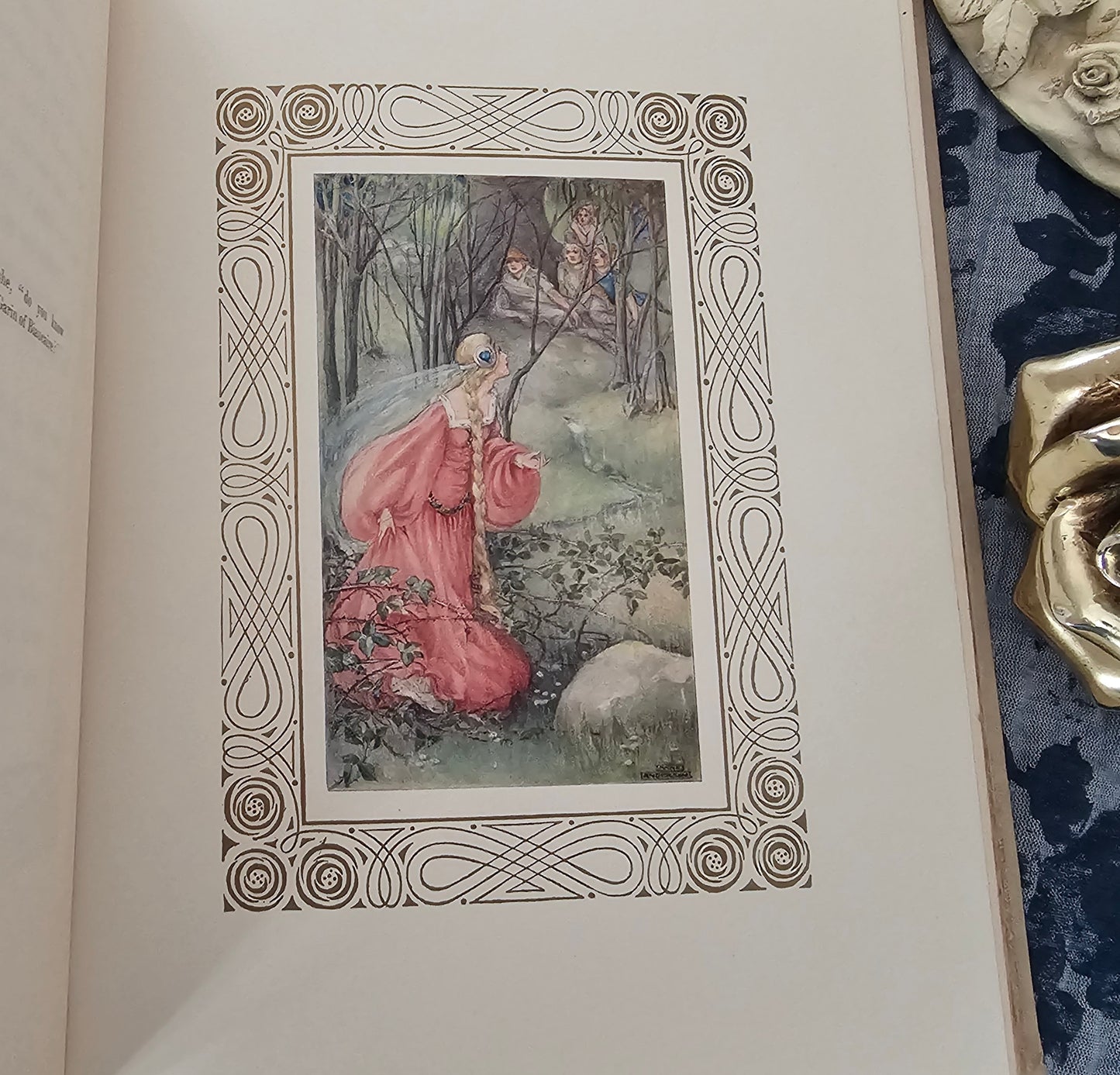 1911 Aucassin and Nicolette / Beautifully Decorated and Illustrated Antique Edition / Adam and Charles Black, London / In Good Condition