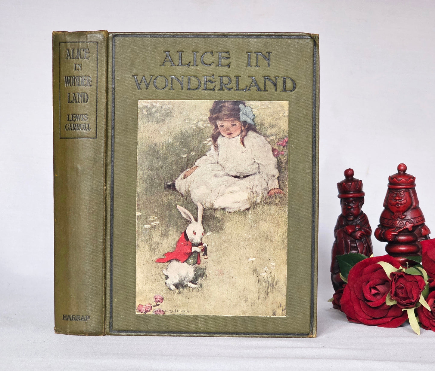 Alice's Adventures in Wonderland by Lewis Carroll / 1929 George Harrap & Co. / Illustrated by Bessie Pease in Colour and Line / Vintage Book