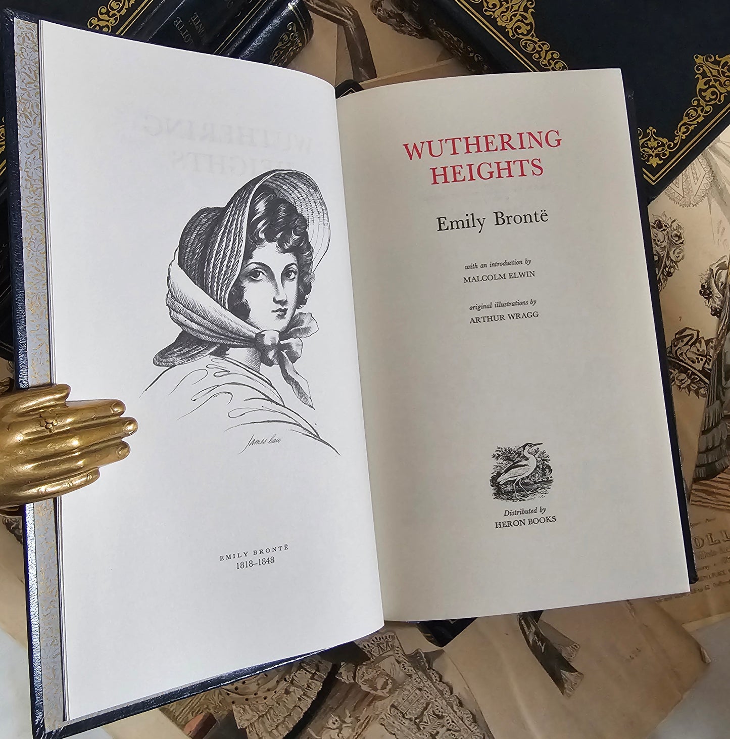 1972 Works of The Bronte Sisters / Vintage Matching Hardback Set in Five Volumes / Excellent Condition / Jane Eyre, Wuthering Heights etc.