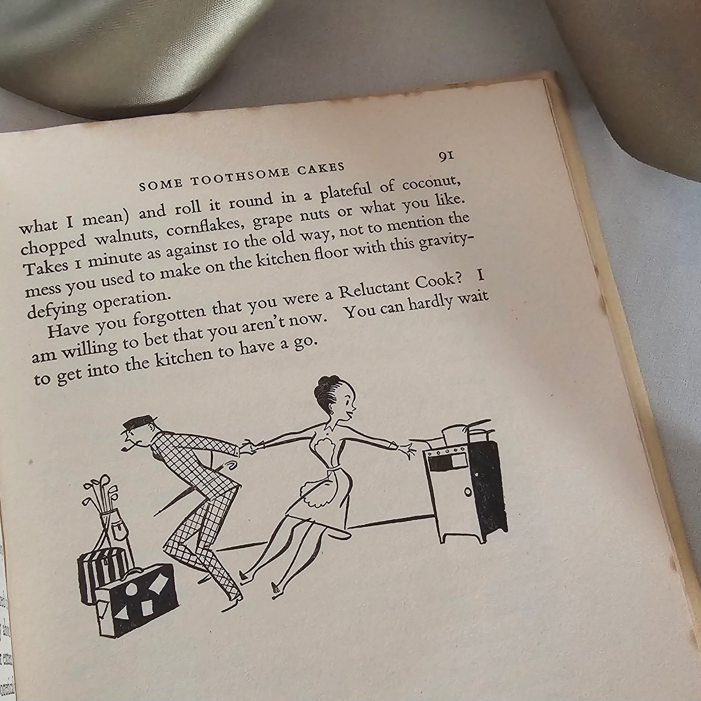 1953 The Reluctant Cook by Ethelind Fearon / First Edition, Herbert Jenkins, London / Light-Hearted Cookbook Wittily Written / Dust Wrapper