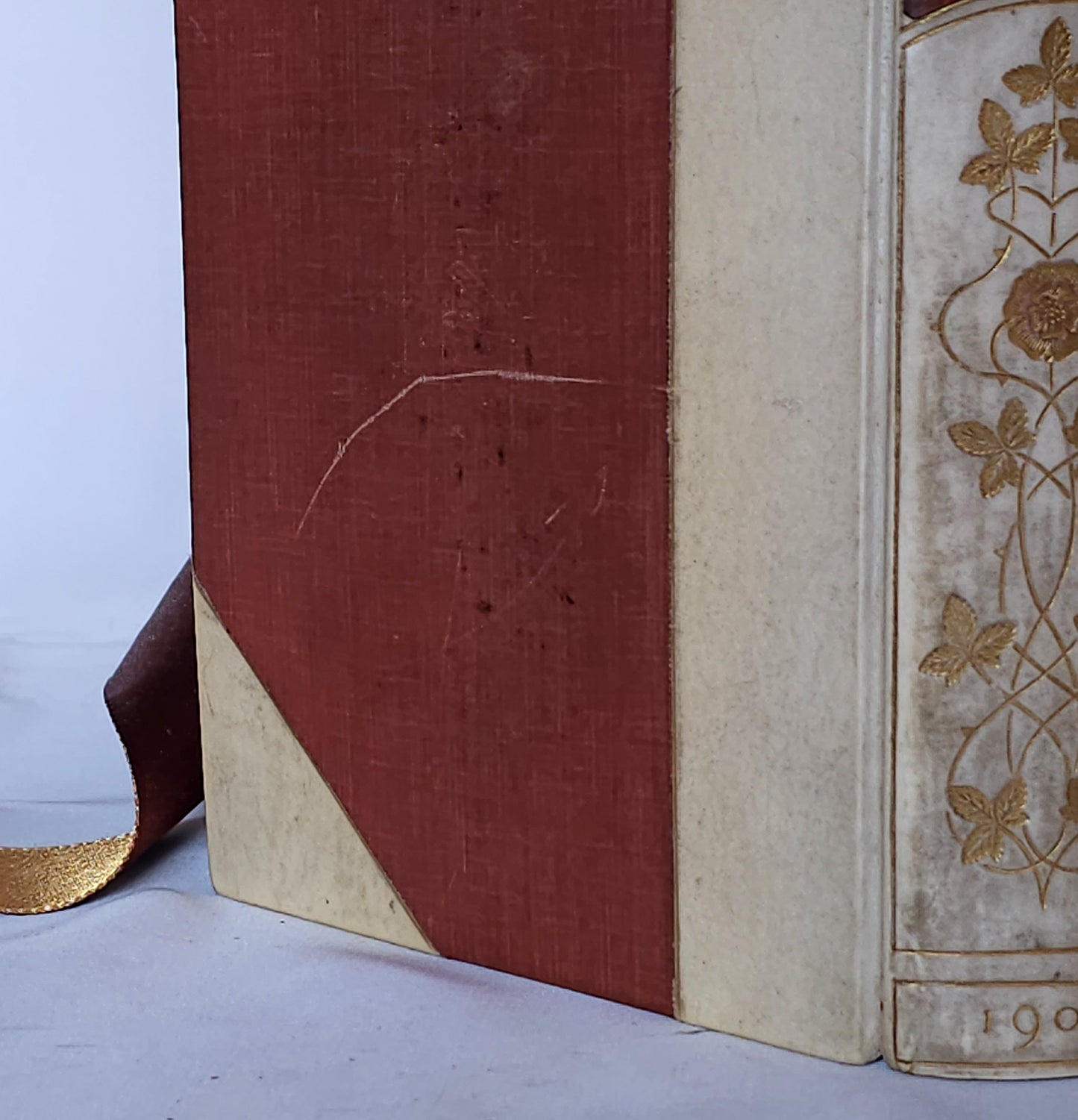 1902 The Poetical Works of Robert Browning / Smith, Elder & Co. London / Lovely Vellum Binding / Comprehensive / Gilt Edges / WITH SOME WEAR