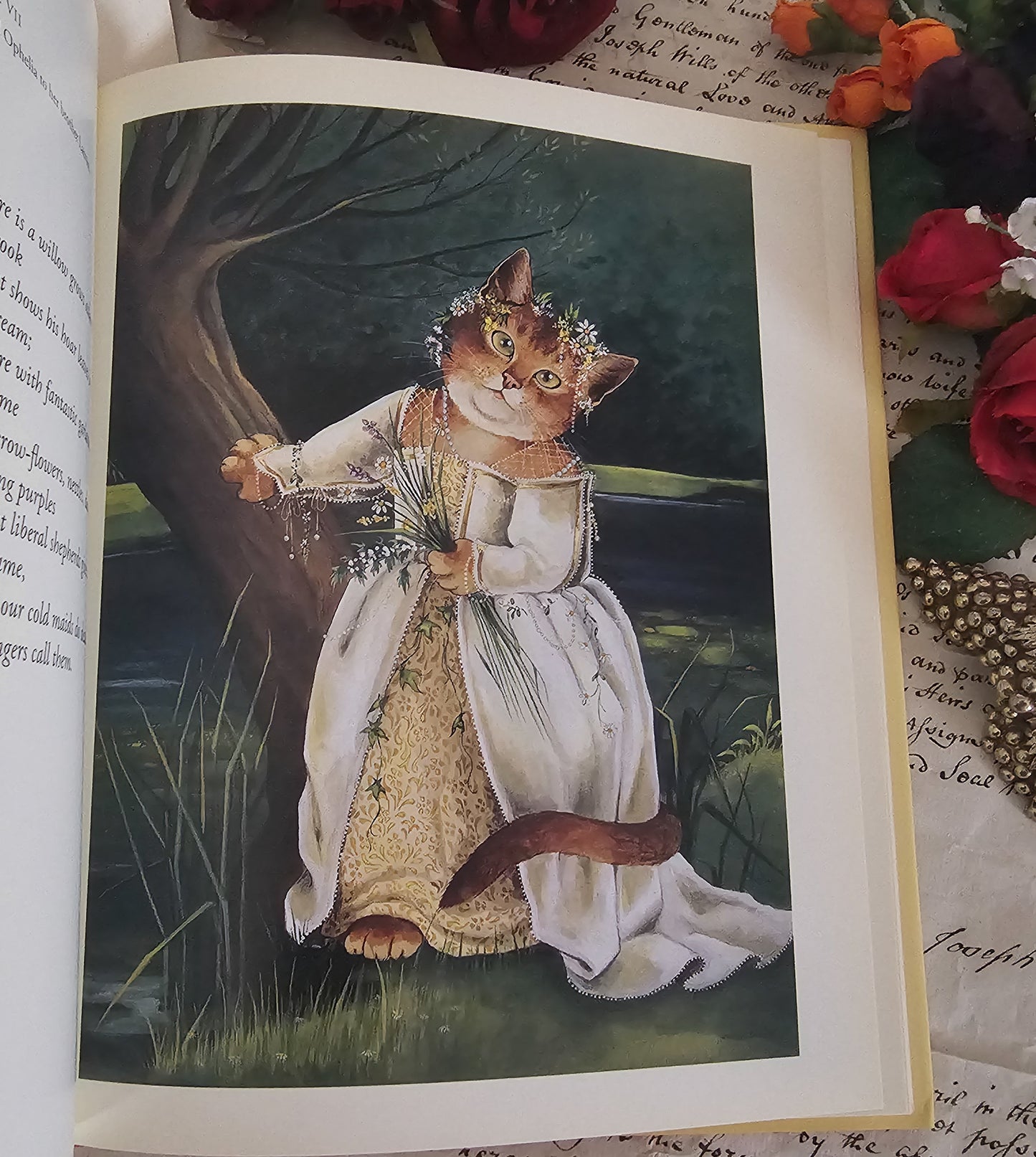 1996 Shakespeare Cats by Susan Herbert / Bulfinch Press / 32 Adorable Cats in Shakespeare Costumes / Vintage Book in Good Condition