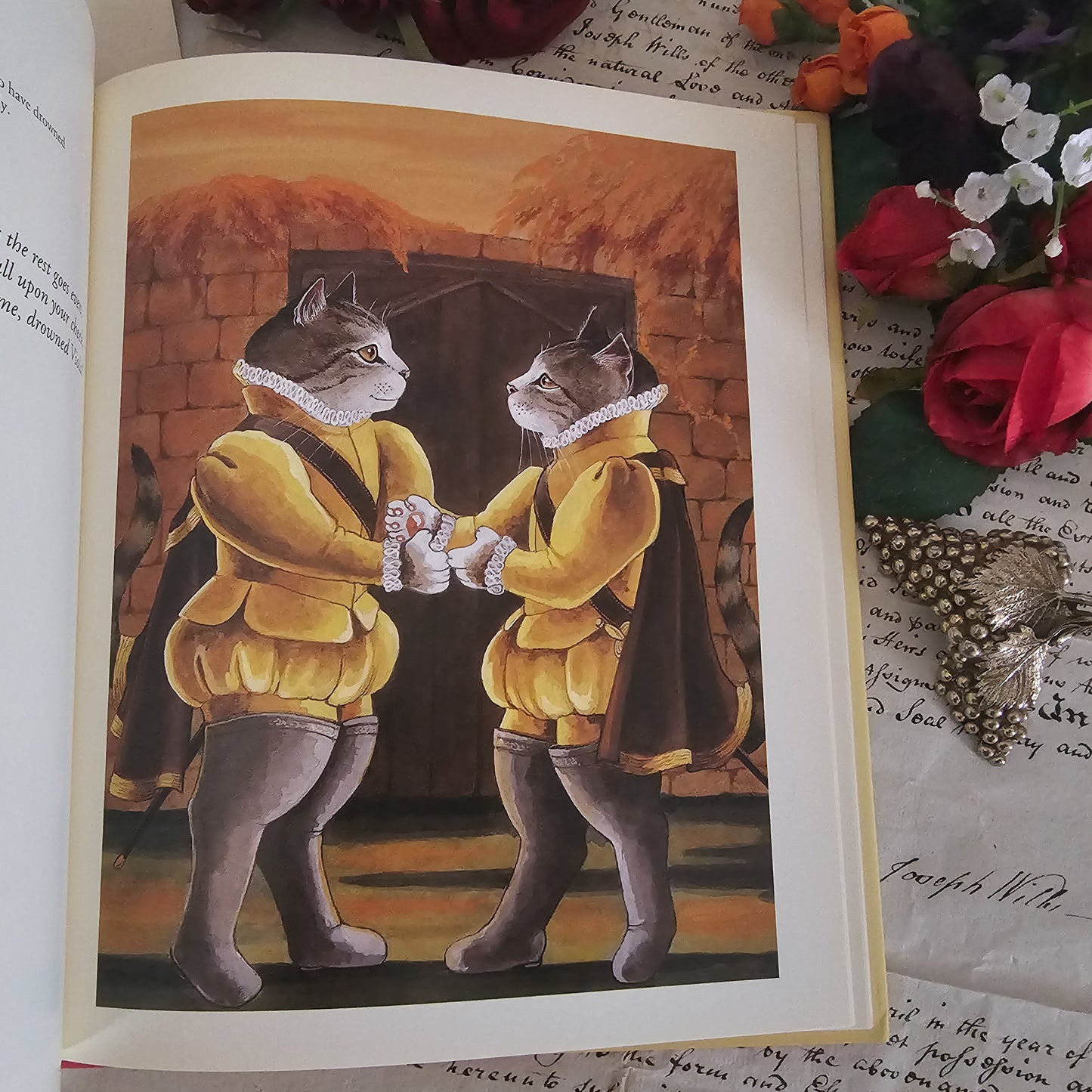 1996 Shakespeare Cats by Susan Herbert / Bulfinch Press / 32 Adorable Cats in Shakespeare Costumes / Vintage Book in Good Condition