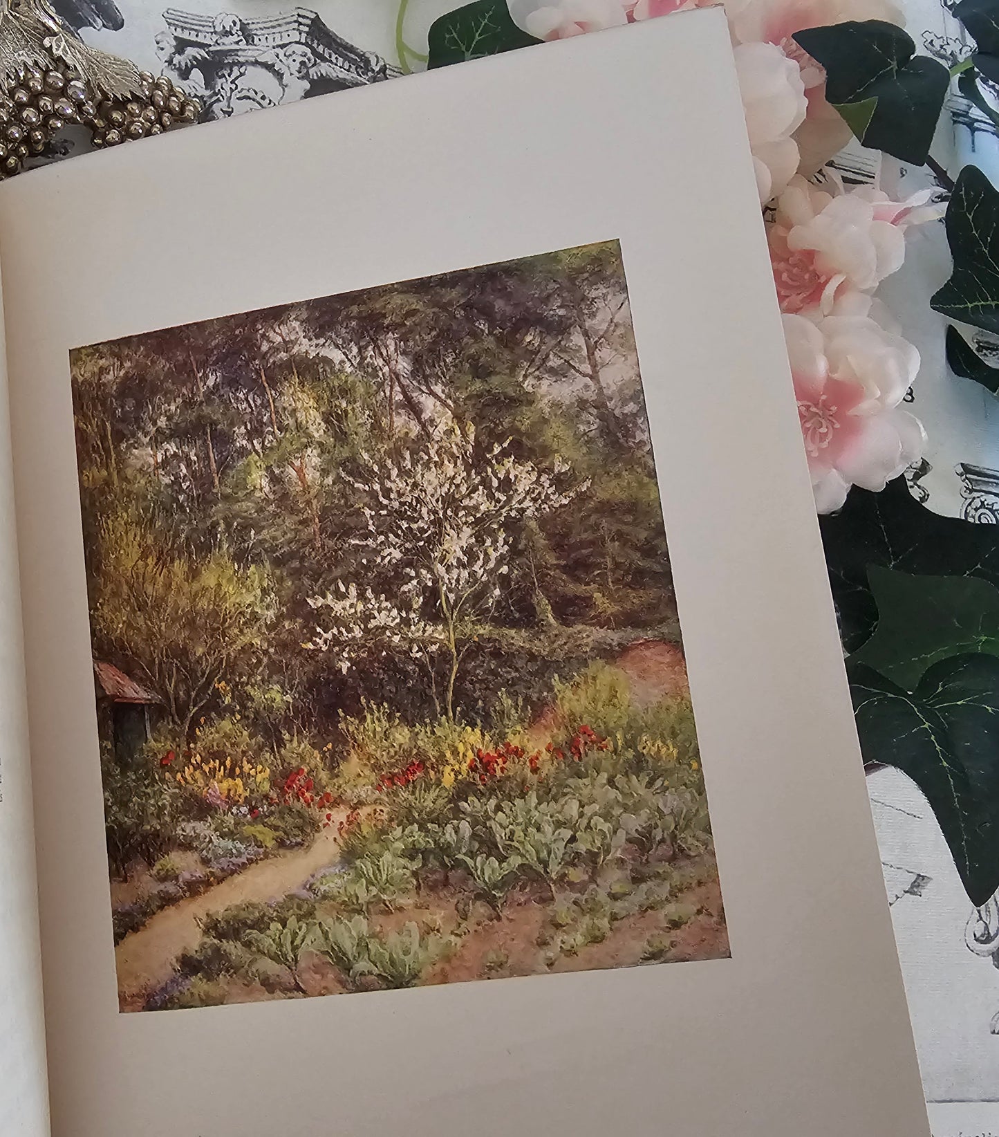 1905 The Homes of Tennyson Painted by Helen Allingham / A&C Black London / Beautiful Antique Book / With 20 Colour Plates / Good Condition