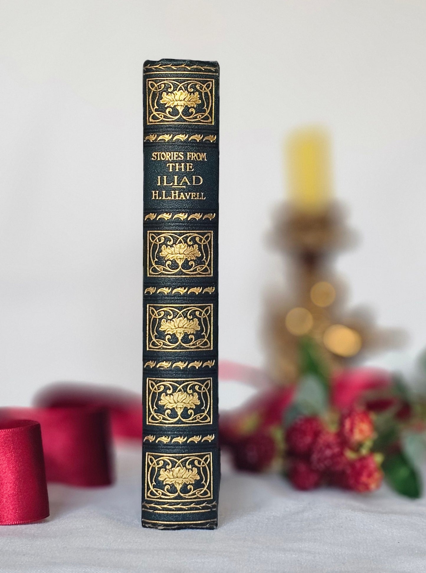 1910 Stories From The Iliad Retold by HL Havell / George Harrap London / Richly Illustrated / Decorated Boards / Good Condition Antique