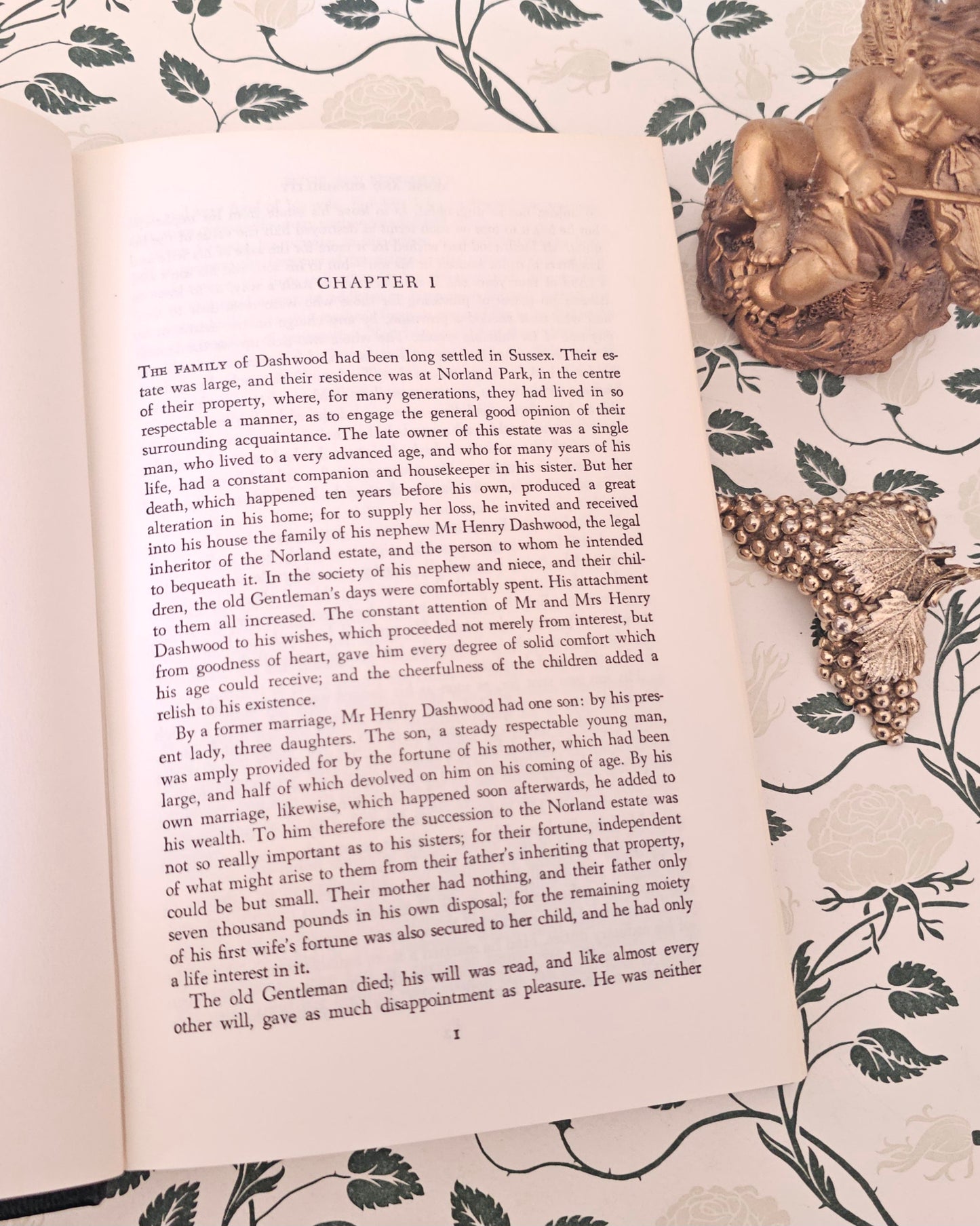 1980 Sense & Sensibility by Jane Austen / Guild Publishing, London / Excellent Condition / Green Faux Leather and Gilt / Vintage Austen Book