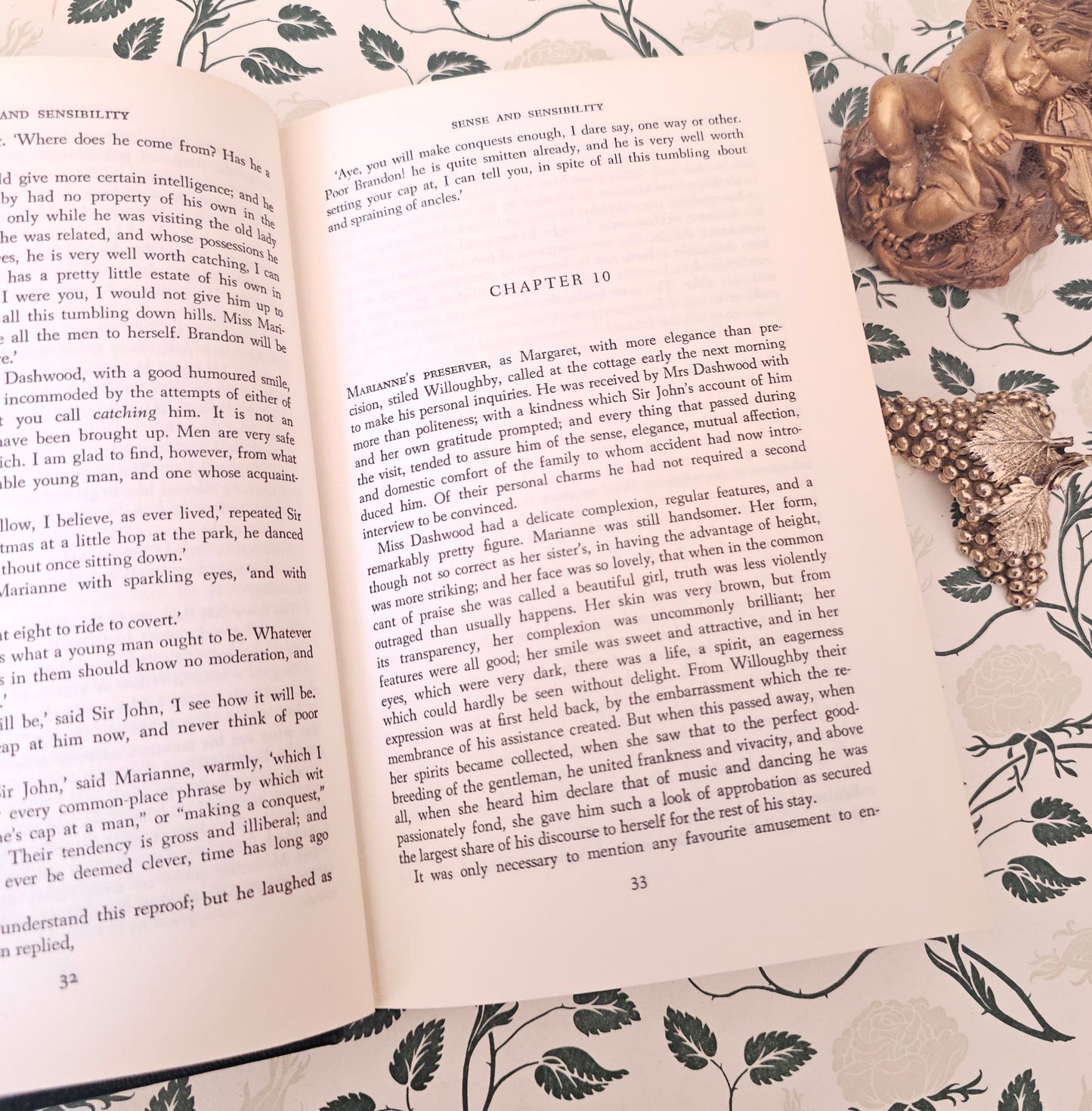 1980 Sense & Sensibility by Jane Austen / Guild Publishing, London / Excellent Condition / Green Faux Leather and Gilt / Vintage Austen Book