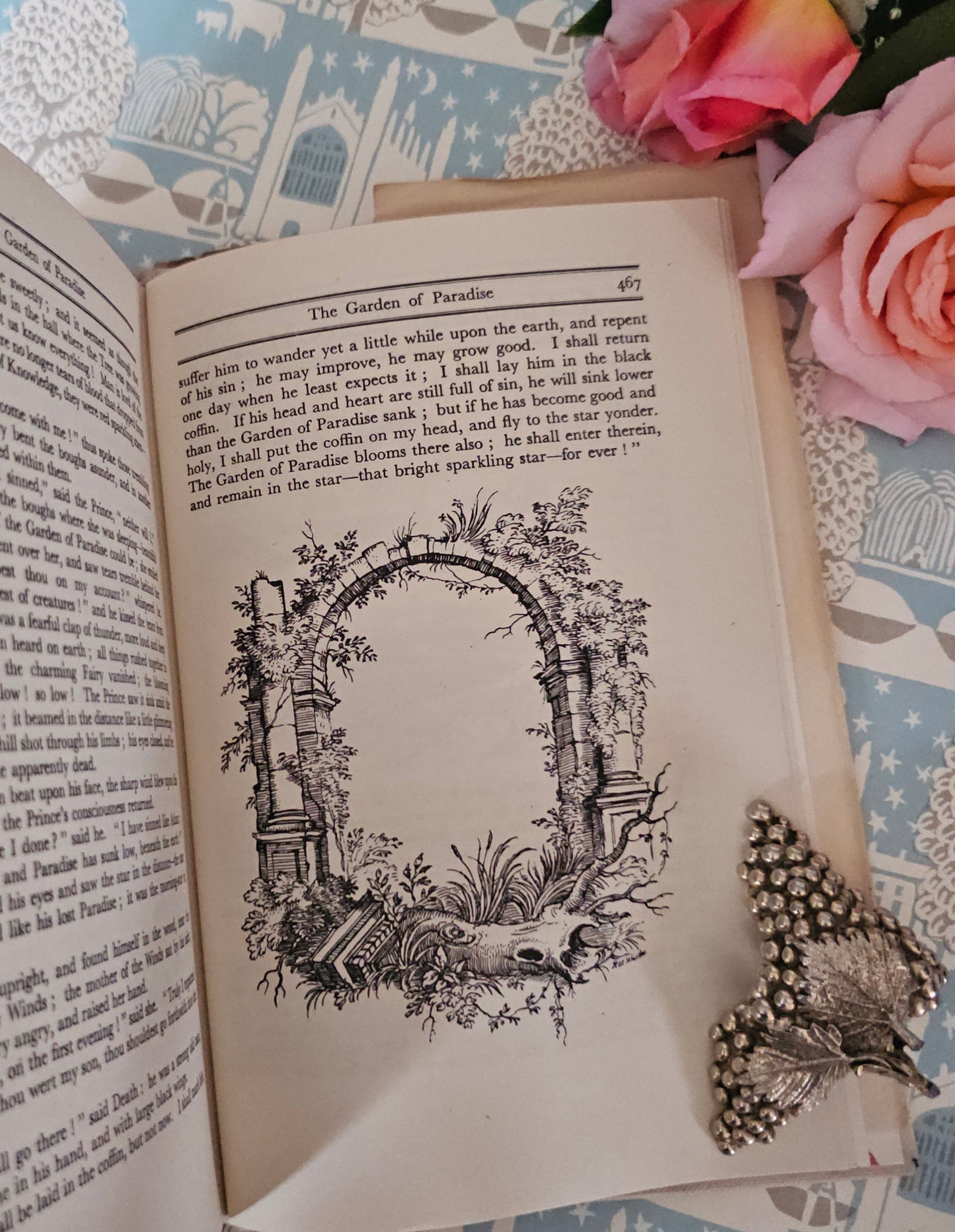 1950 Fairy Tales & Legends by Hans Andersen / SCARCE JACKET / The Bodley Head, London / Super Rex Whistler Illustrations / Decorative Boards