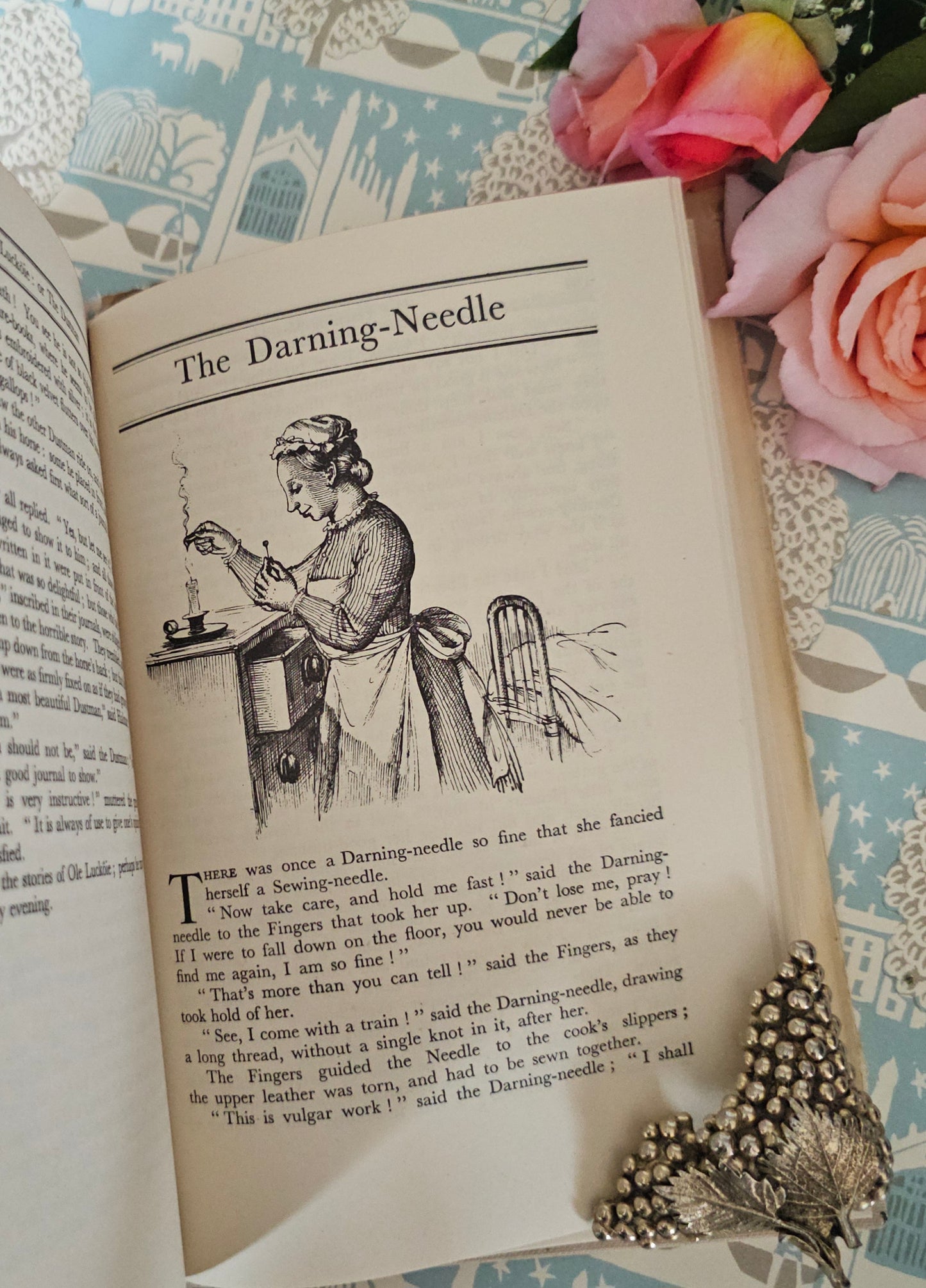 1950 Fairy Tales & Legends by Hans Andersen / SCARCE JACKET / The Bodley Head, London / Super Rex Whistler Illustrations / Decorative Boards