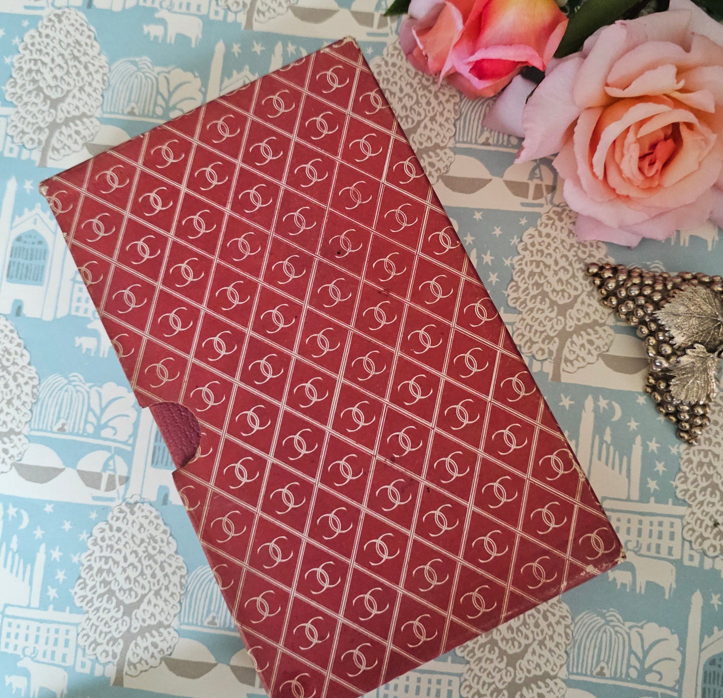 1953 Shirley by Jane Austen / Collins, London / Elegant Vintage Faux Leather Copy in Original Slipcase Box / In Very Good Condition