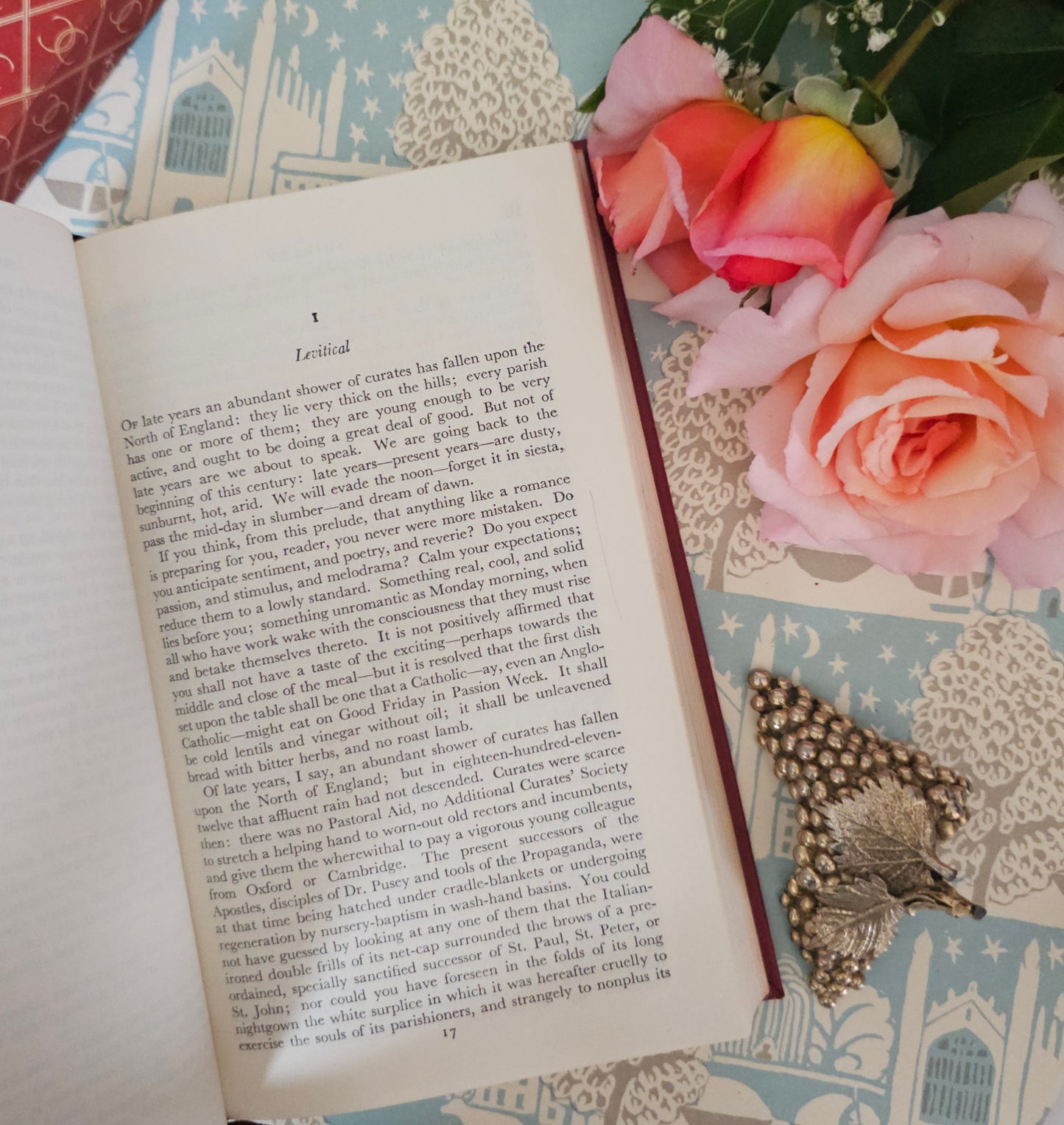 1953 Shirley by Jane Austen / Collins, London / Elegant Vintage Faux Leather Copy in Original Slipcase Box / In Very Good Condition