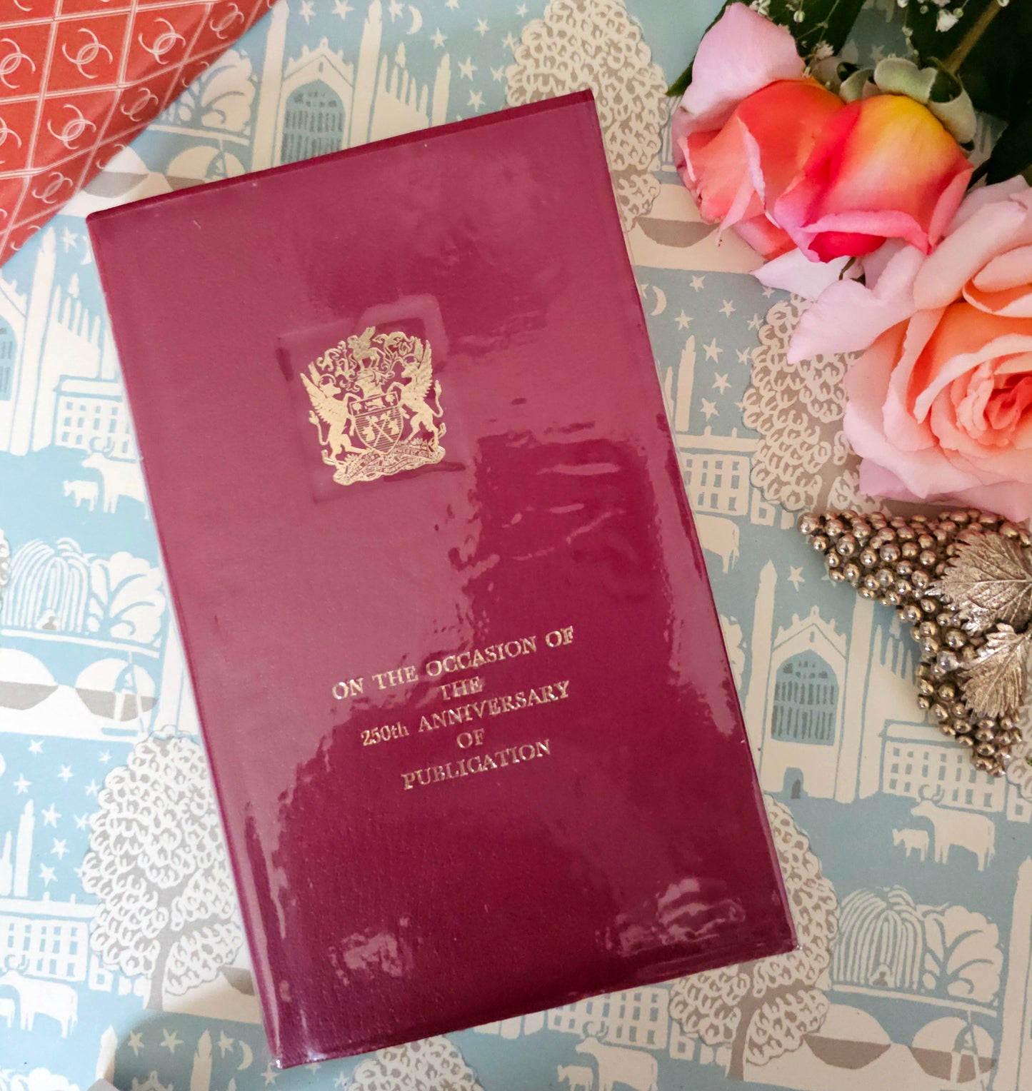 1969 Robinson Crusoe by Daniel Defoe / Collins, London / Elegant Vintage Faux Leather Copy in Original Slipcase Box / In Excellent Condition