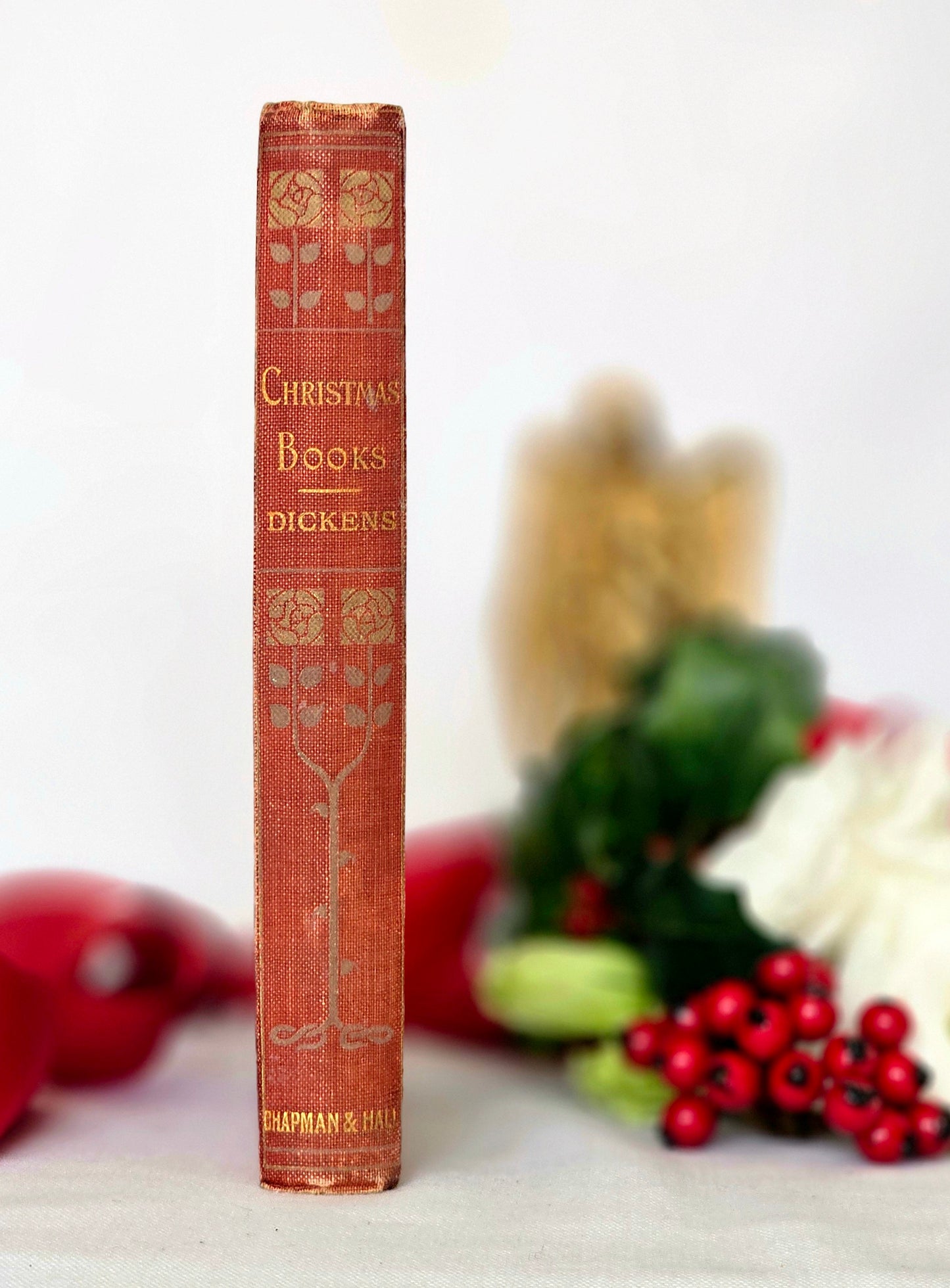 c1909 Christmas Books by Charles Dickens / A Christmas Carol etc. / Chapman & Hall, London / 21 Illustrations / Lovely Decorative Boards