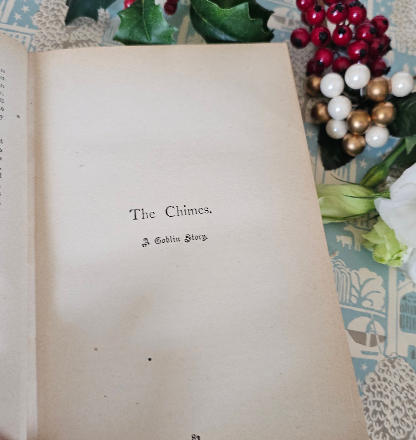 1900s Christmas Books by Charles Dickens / A Christmas Carol etc. / Collins Clear-Type Press, London / In Good Condition / Illustrated