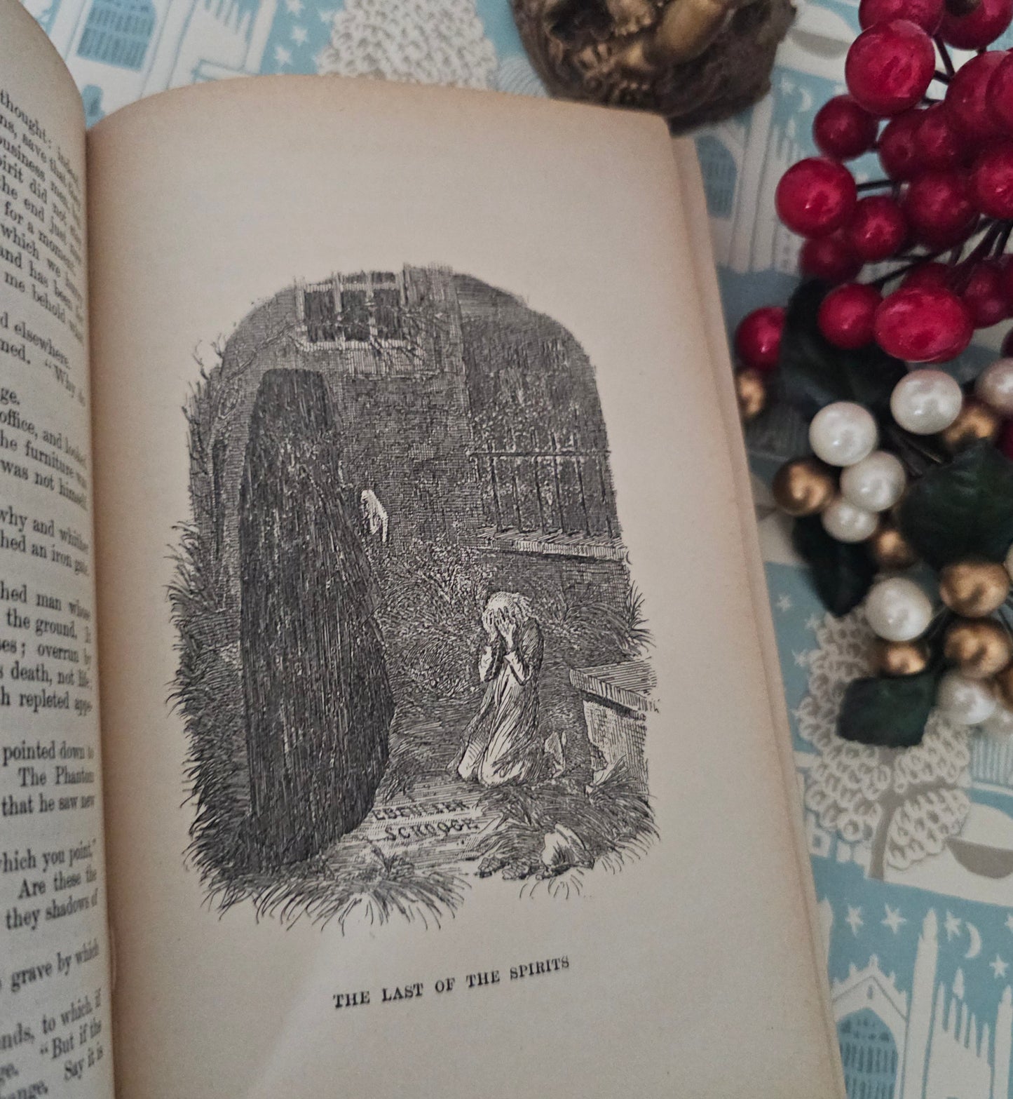1903 Christmas Books by Charles Dickens, Including A Christmas Carol / Chapman & Hall Ltd, London / Fireside Dickens / Richly Illustrated