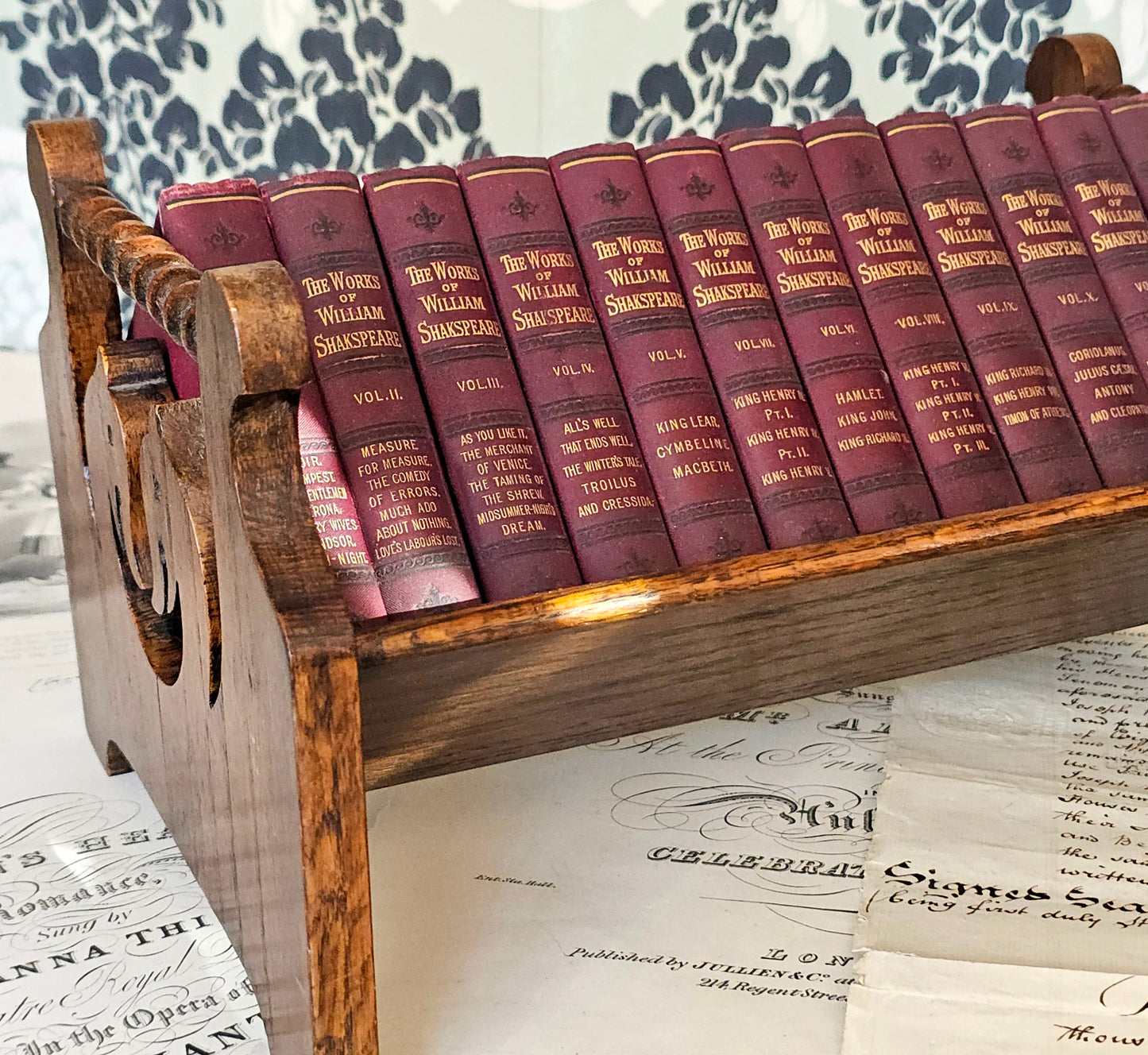 Antique Book Trough / Book Shelf / Book Rest / With Horses Head Detail / In Good Condition / Library Decor Theme