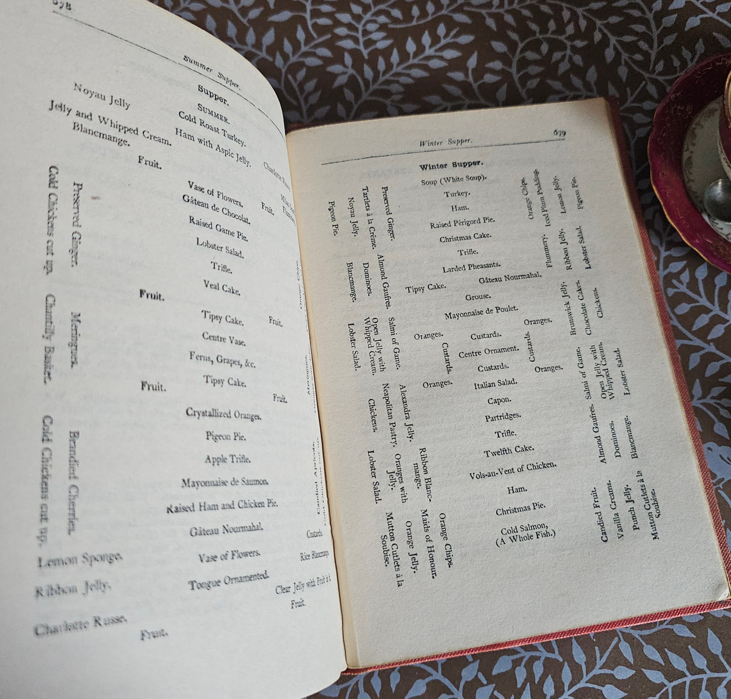 c1900 Warne's Model Cookery - With Complete Instructions in Household Management / Frederick Warne & Co., London / Four Colour Plates