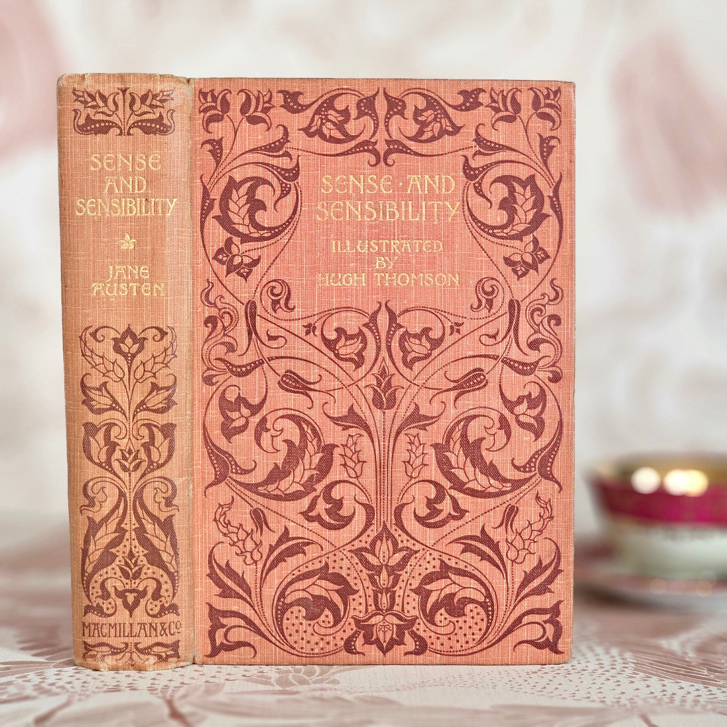 1901 "Sense and Sensibility" Book: Antique Nouveau Edition, Illustrated