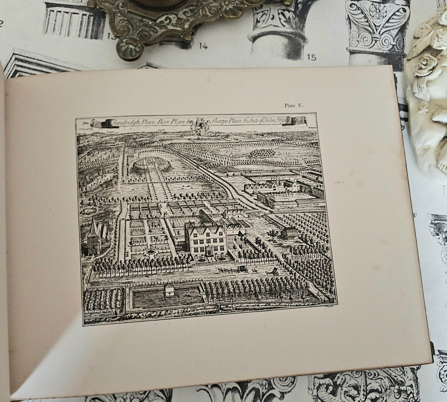 1908 English Houses and Gardens in the 17th and 18th Centuries - Illustrated Antique Book
