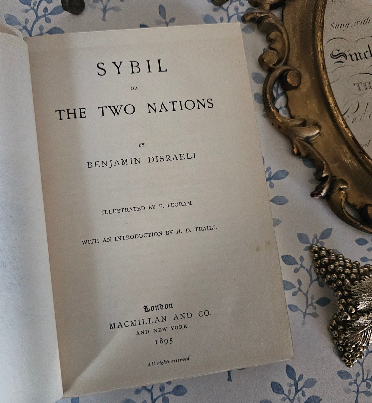 1895 "Sybil" by Benjamin Disraeli: Antique Turbayne Covers, Illustrated