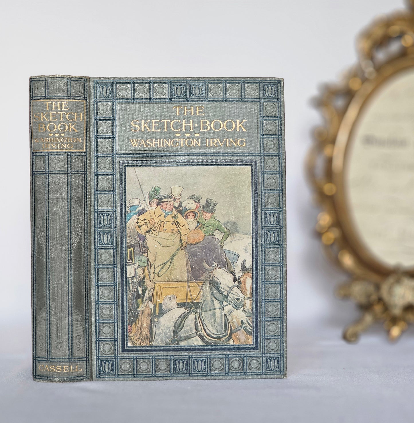 1890s The Sketch Book of Geoffrey Crayon by Washington Irving - Illustrated Antique Book