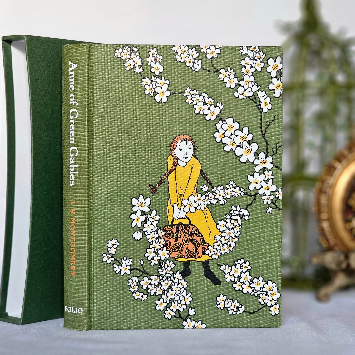 2004 Anne of Green Gables by L.M. Montgomery - Illustrated Deluxe Edition in Slipcase