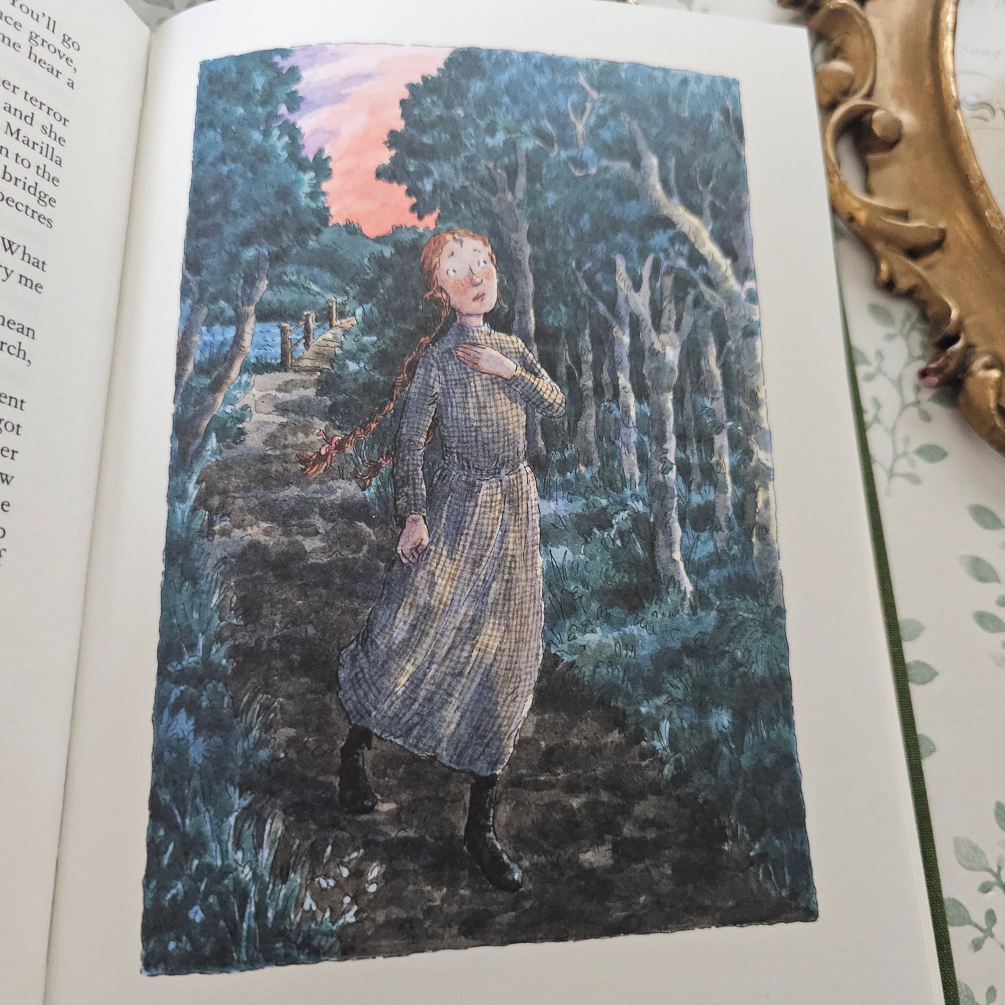 2004 Anne of Green Gables by L.M. Montgomery - Illustrated Deluxe Edition in Slipcase