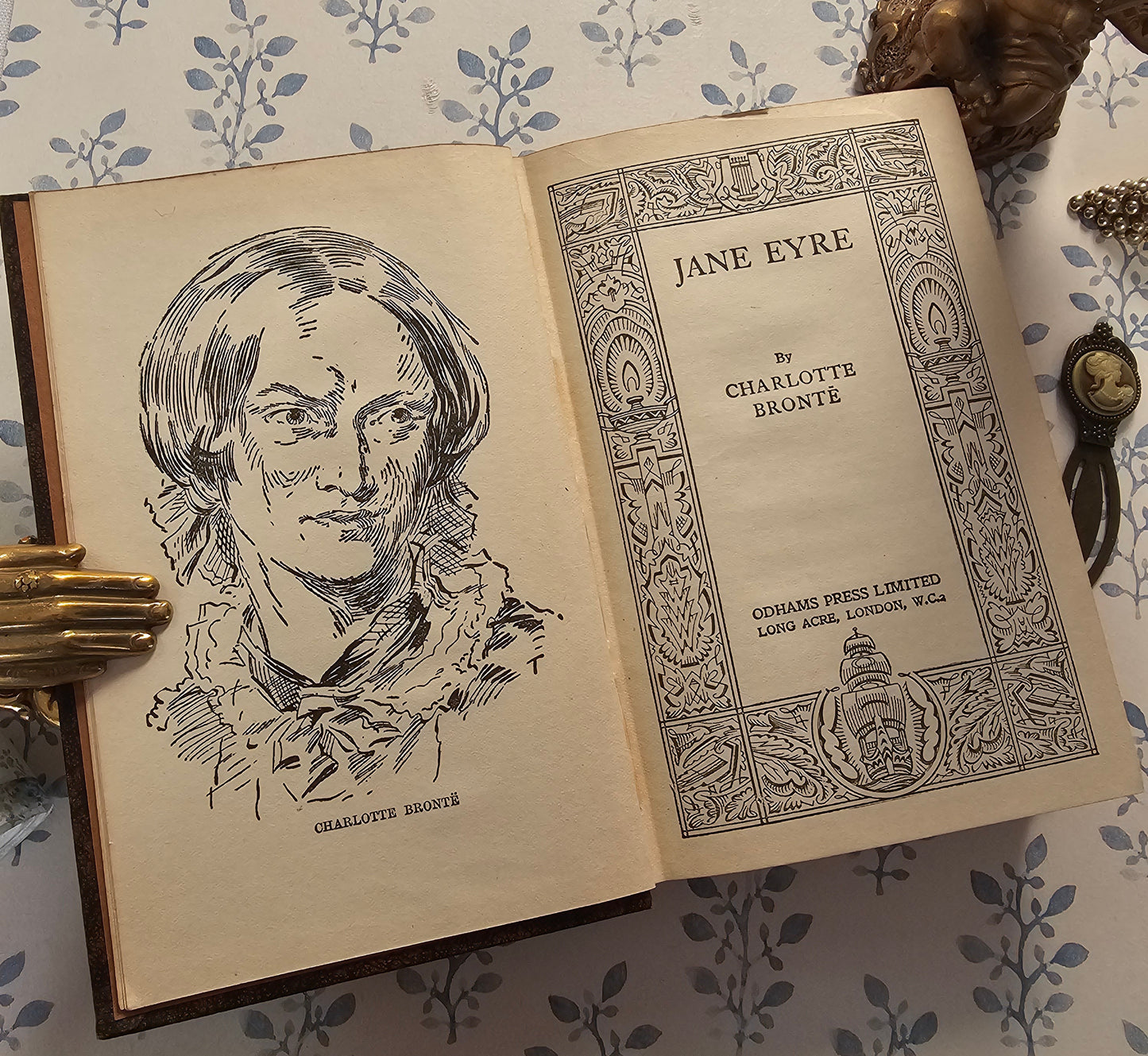 1930s Jane Eyre by Charlotte Bronte : Vintage Book in Excellent Condition